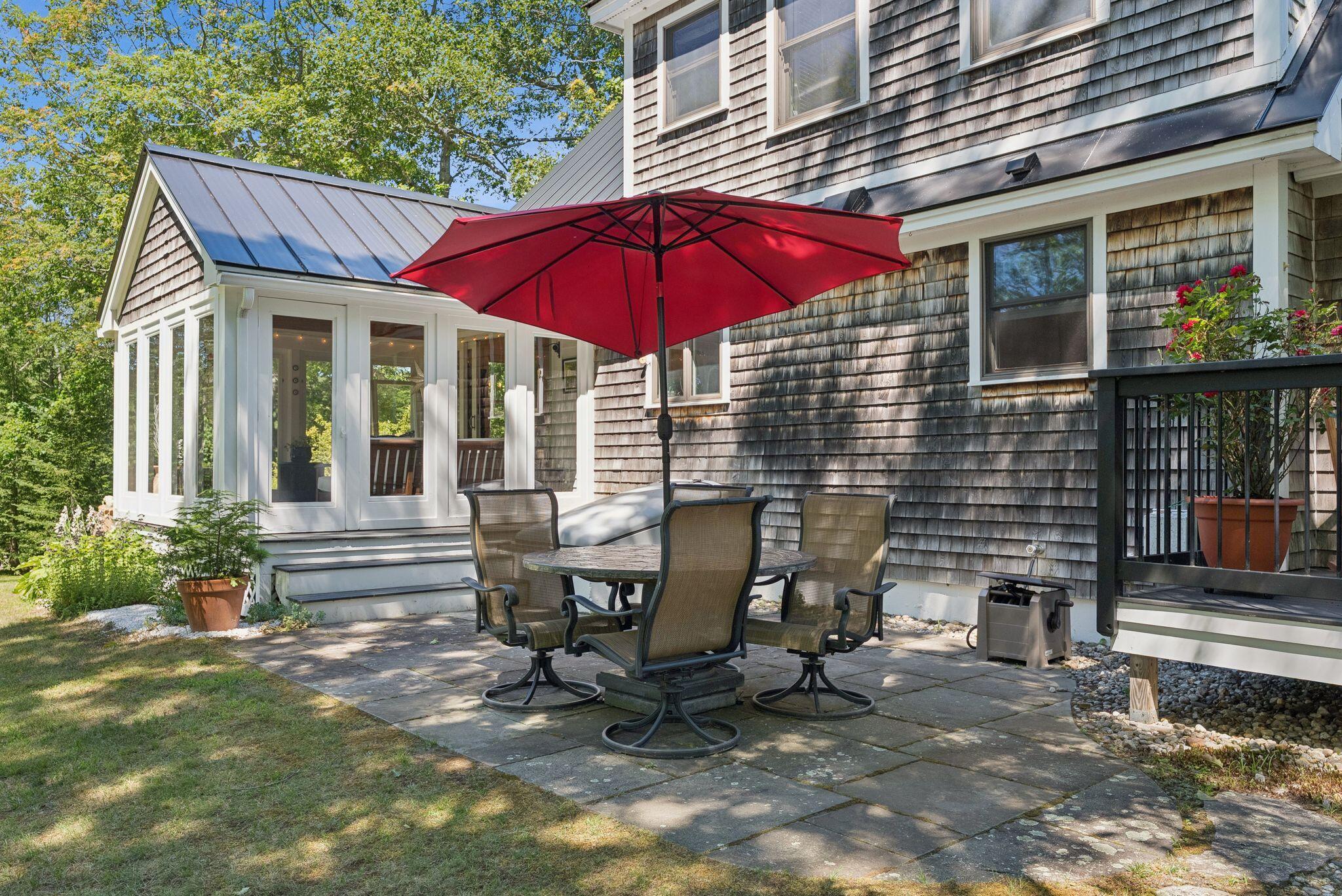 41 Beaver Lodge Lane