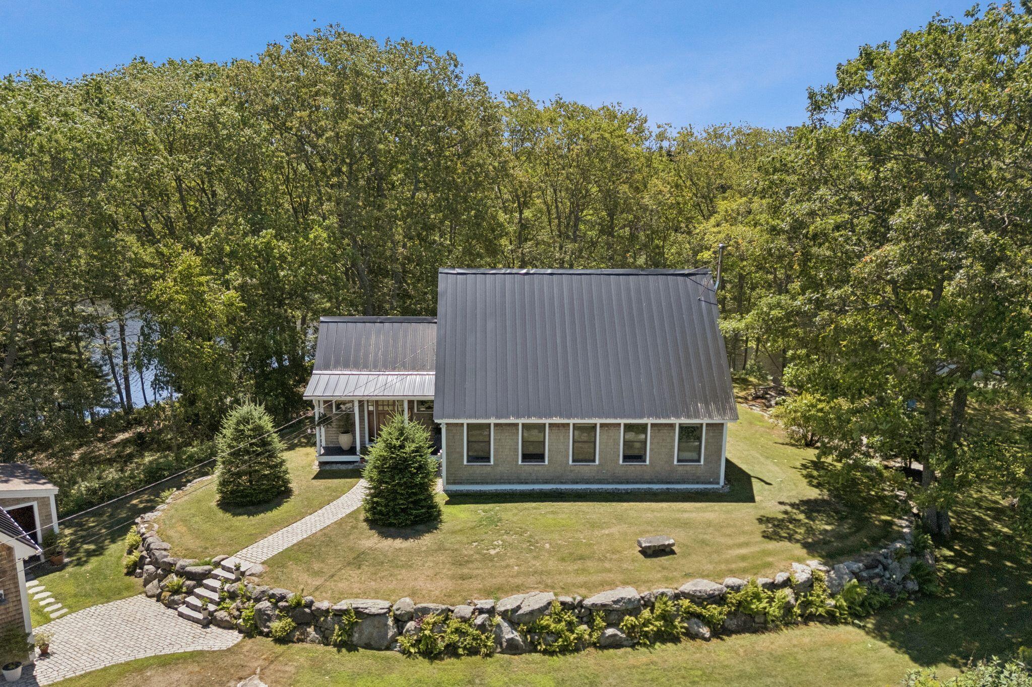 41 Beaver Lodge Lane