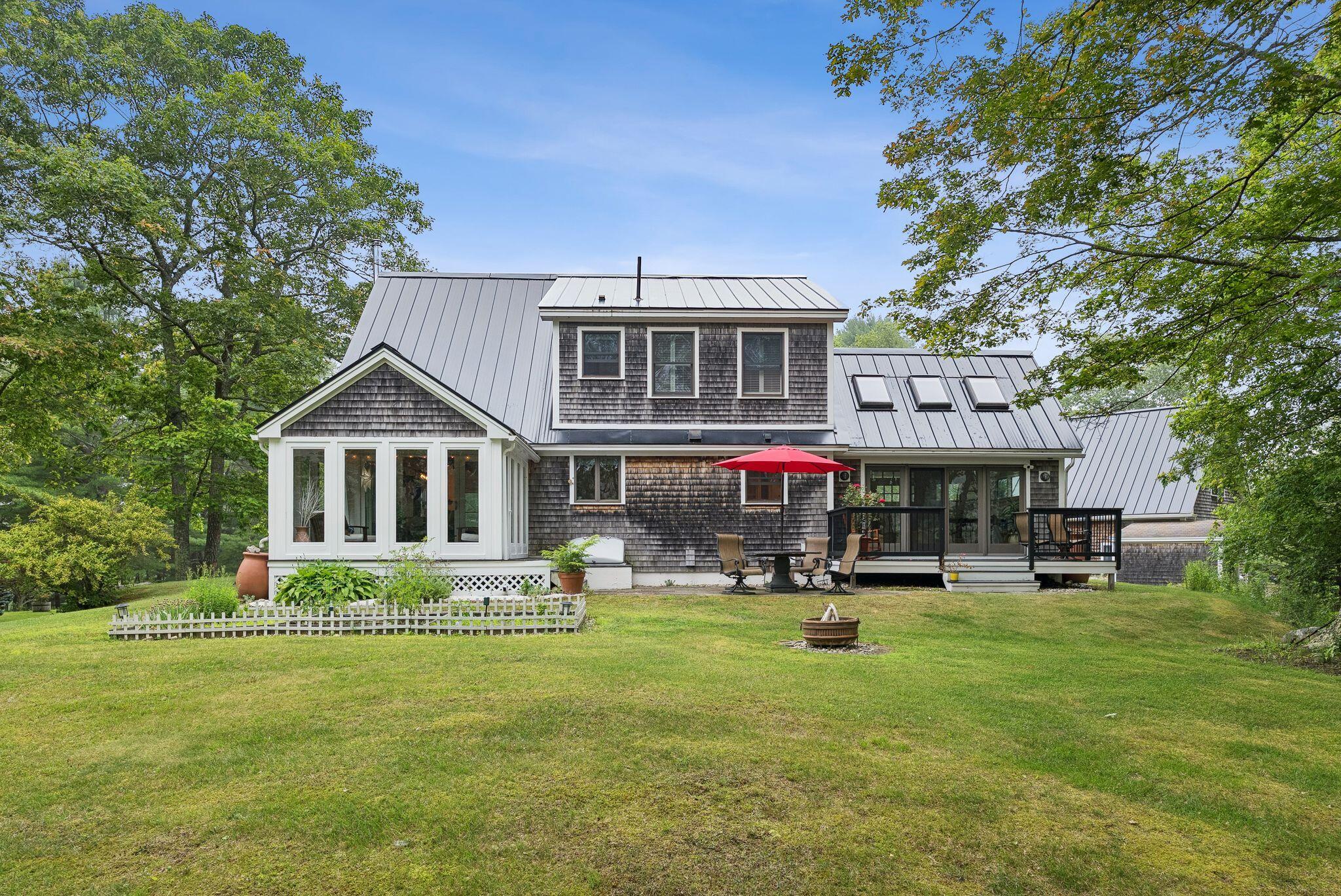 41 Beaver Lodge Lane