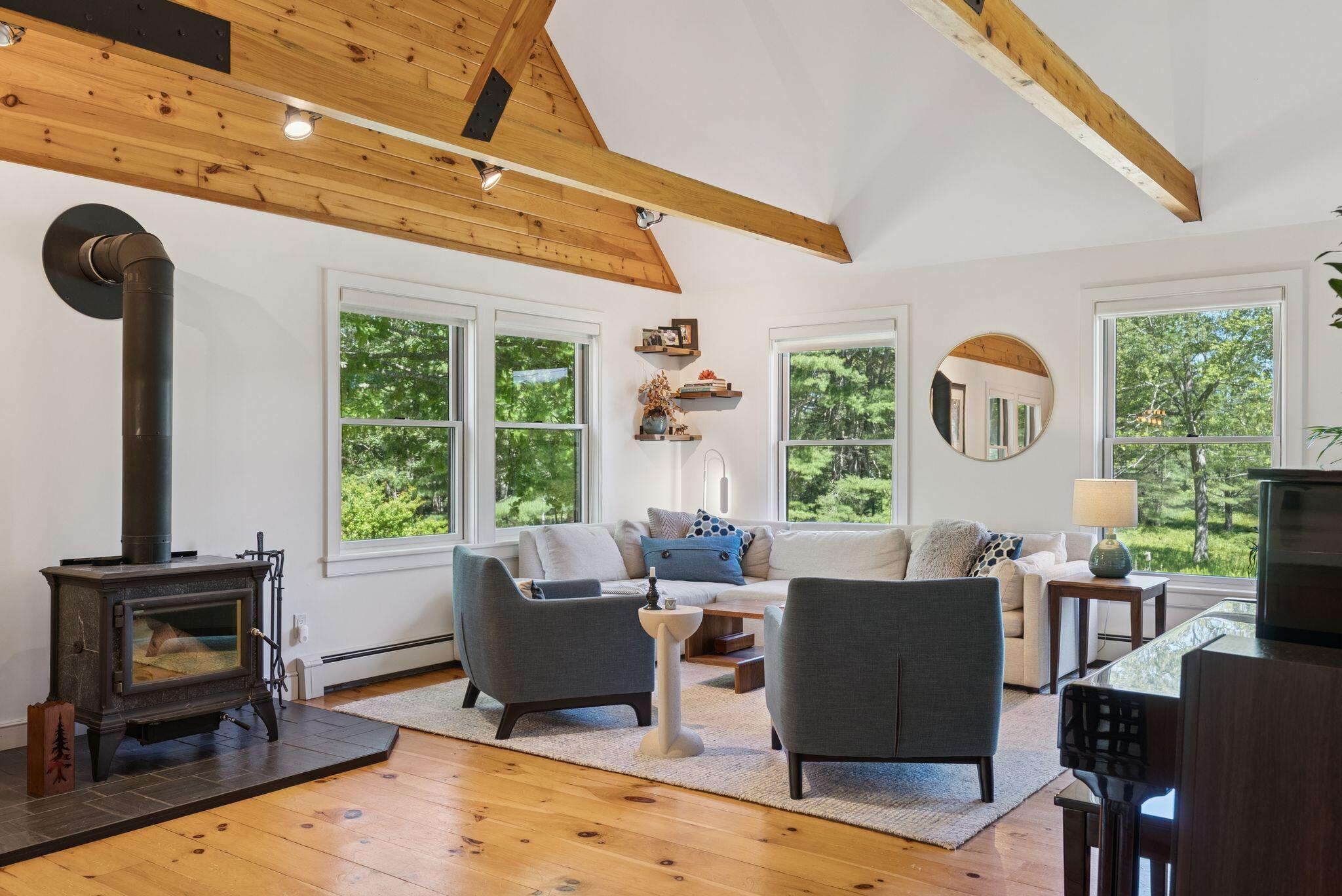 41 Beaver Lodge Lane