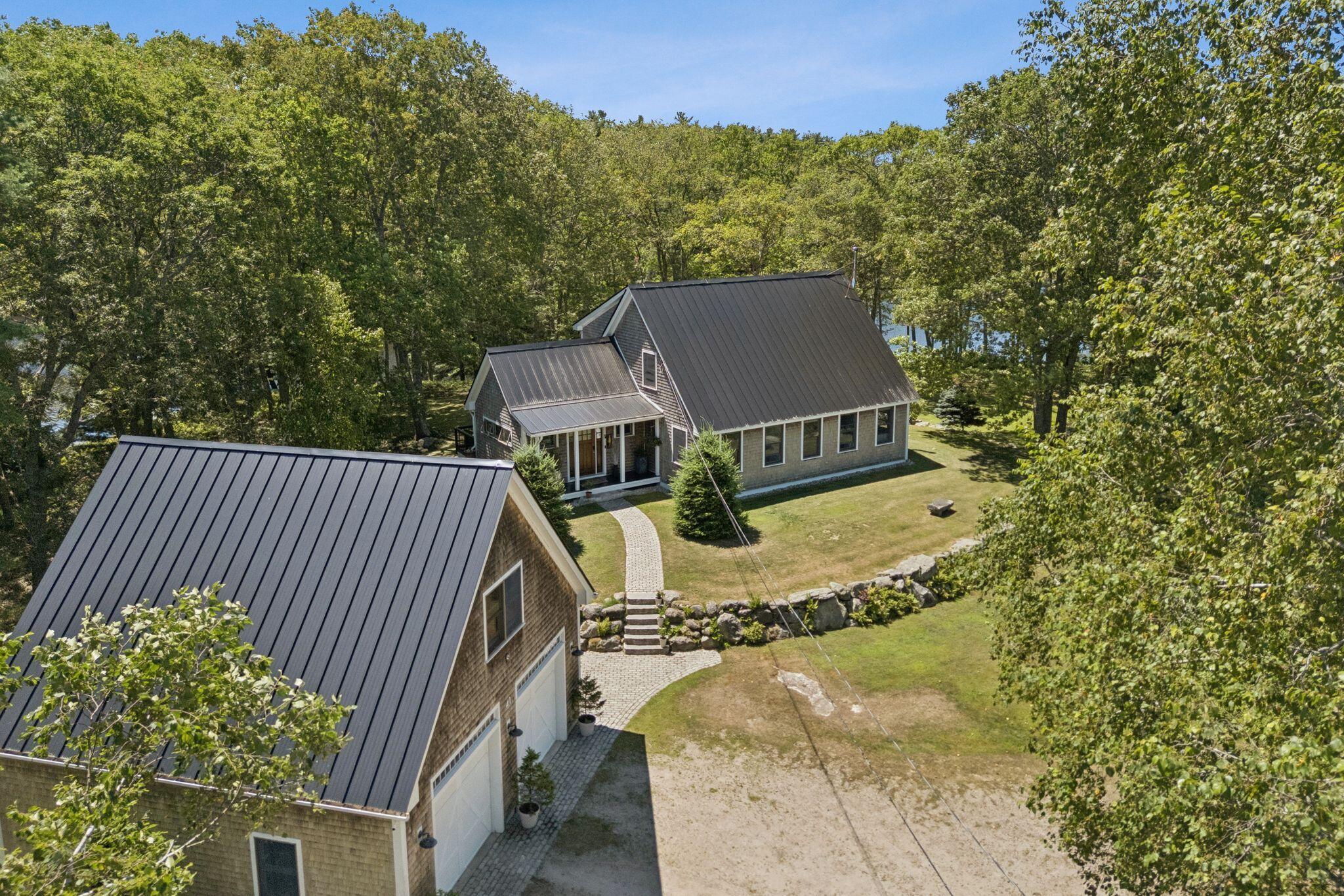 41 Beaver Lodge Lane
