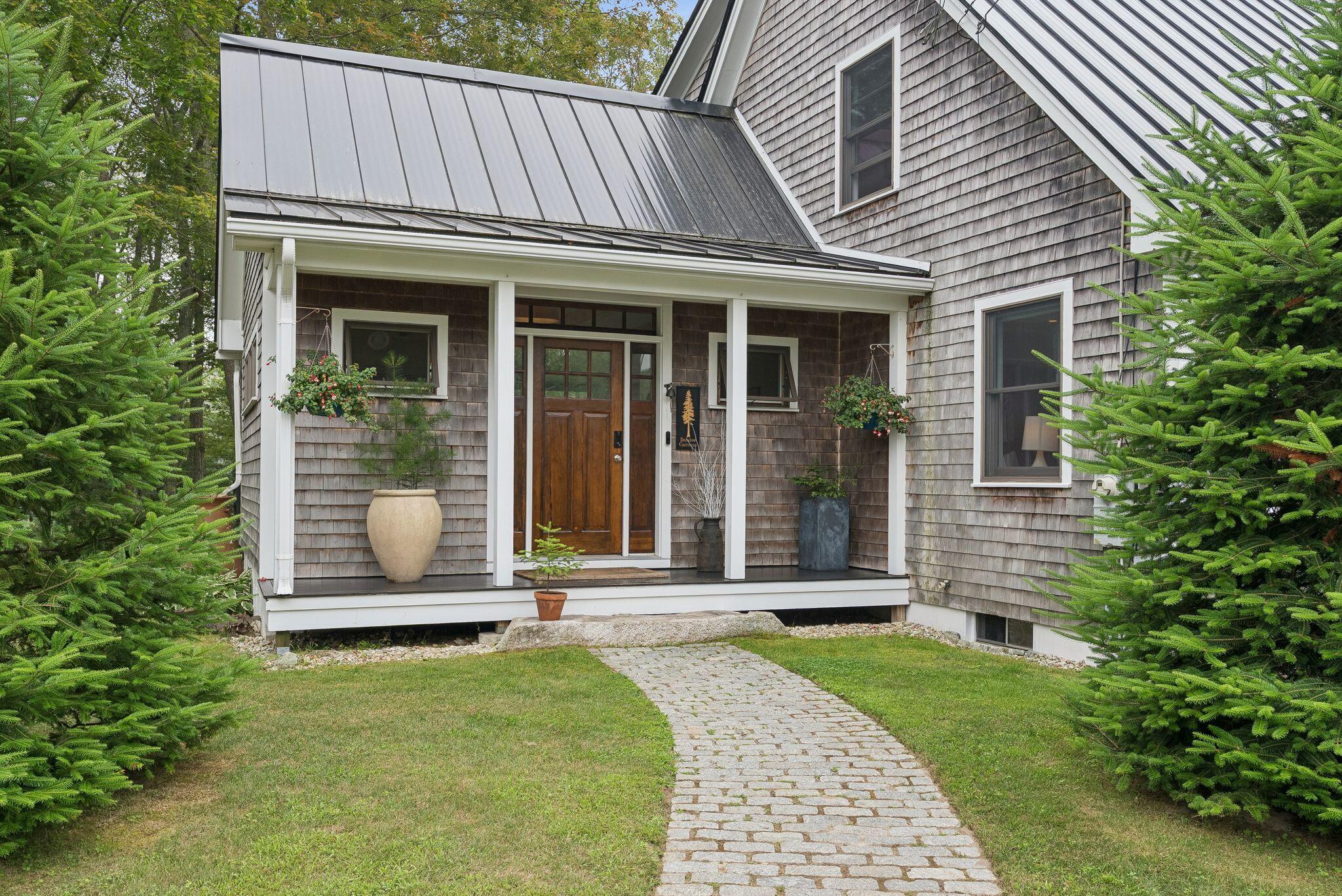 41 Beaver Lodge Lane