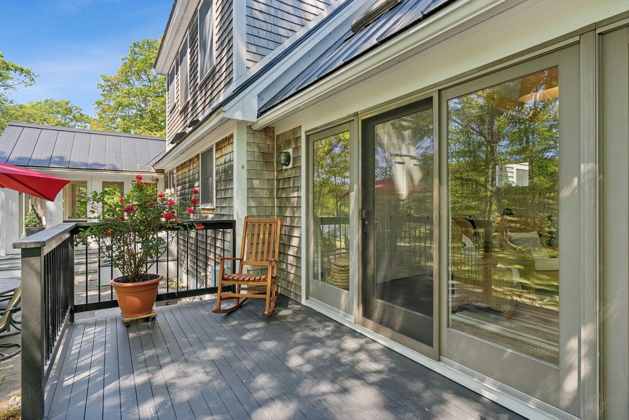 41 Beaver Lodge Lane