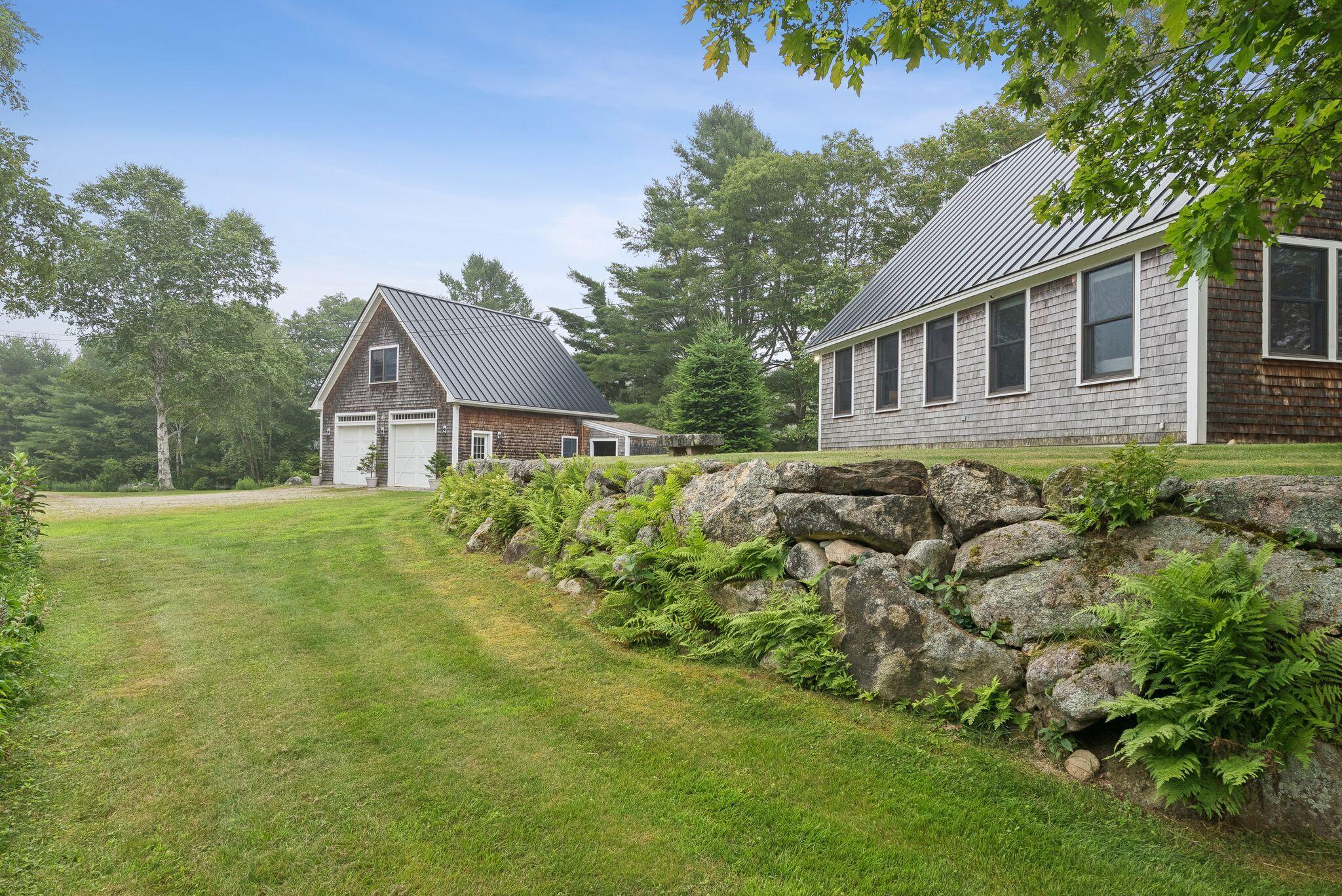 41 Beaver Lodge Lane