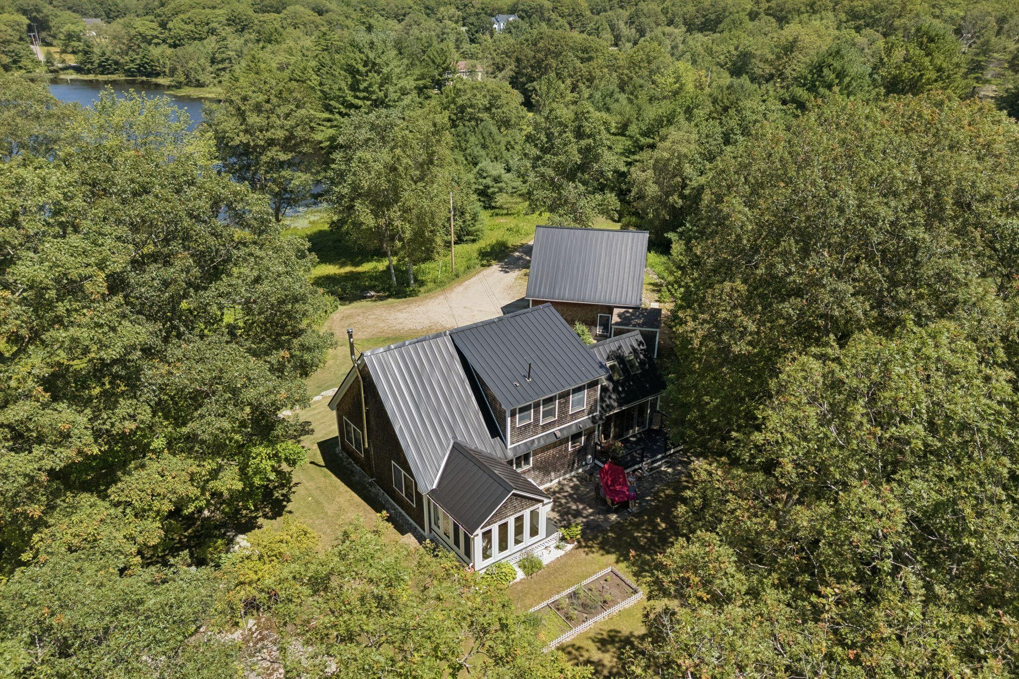 41 Beaver Lodge Lane