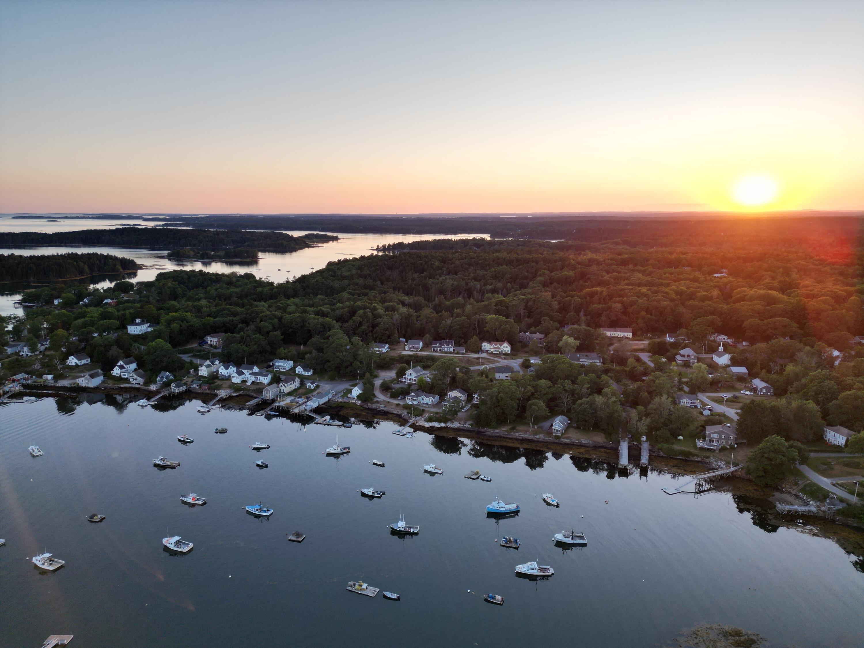 943 Cundys Harbor Road