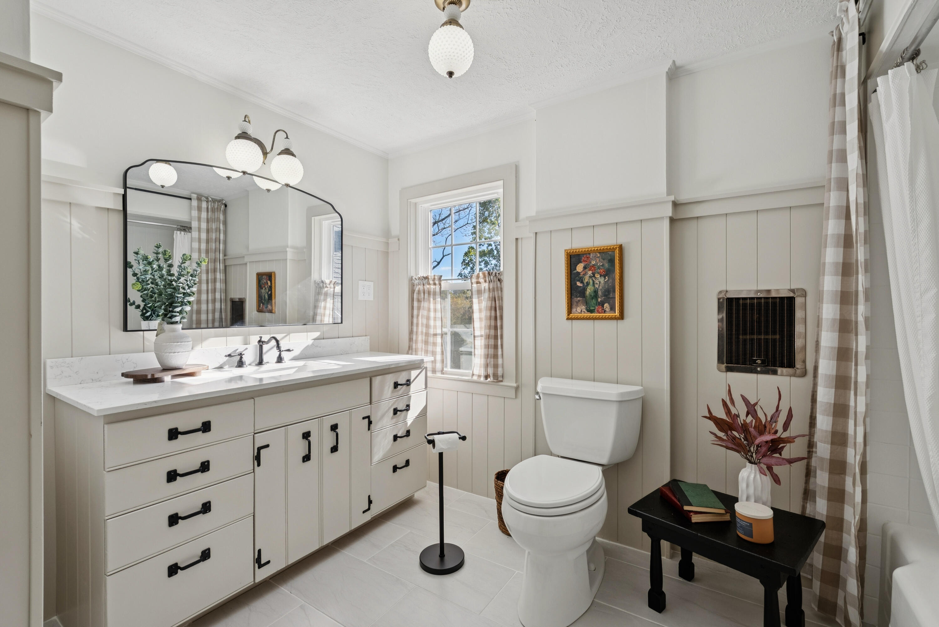 51 Gould Road, Lisbon