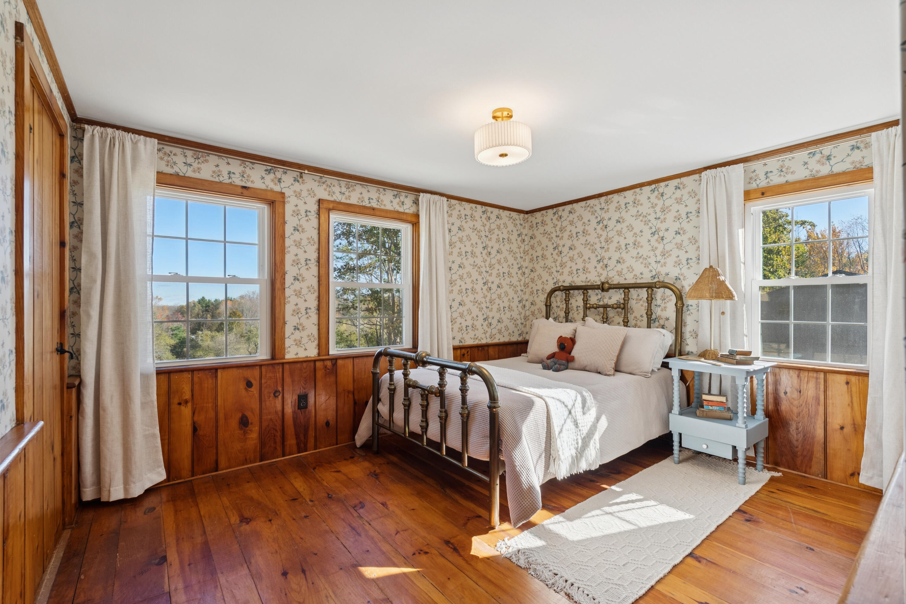 51 Gould Road, Lisbon