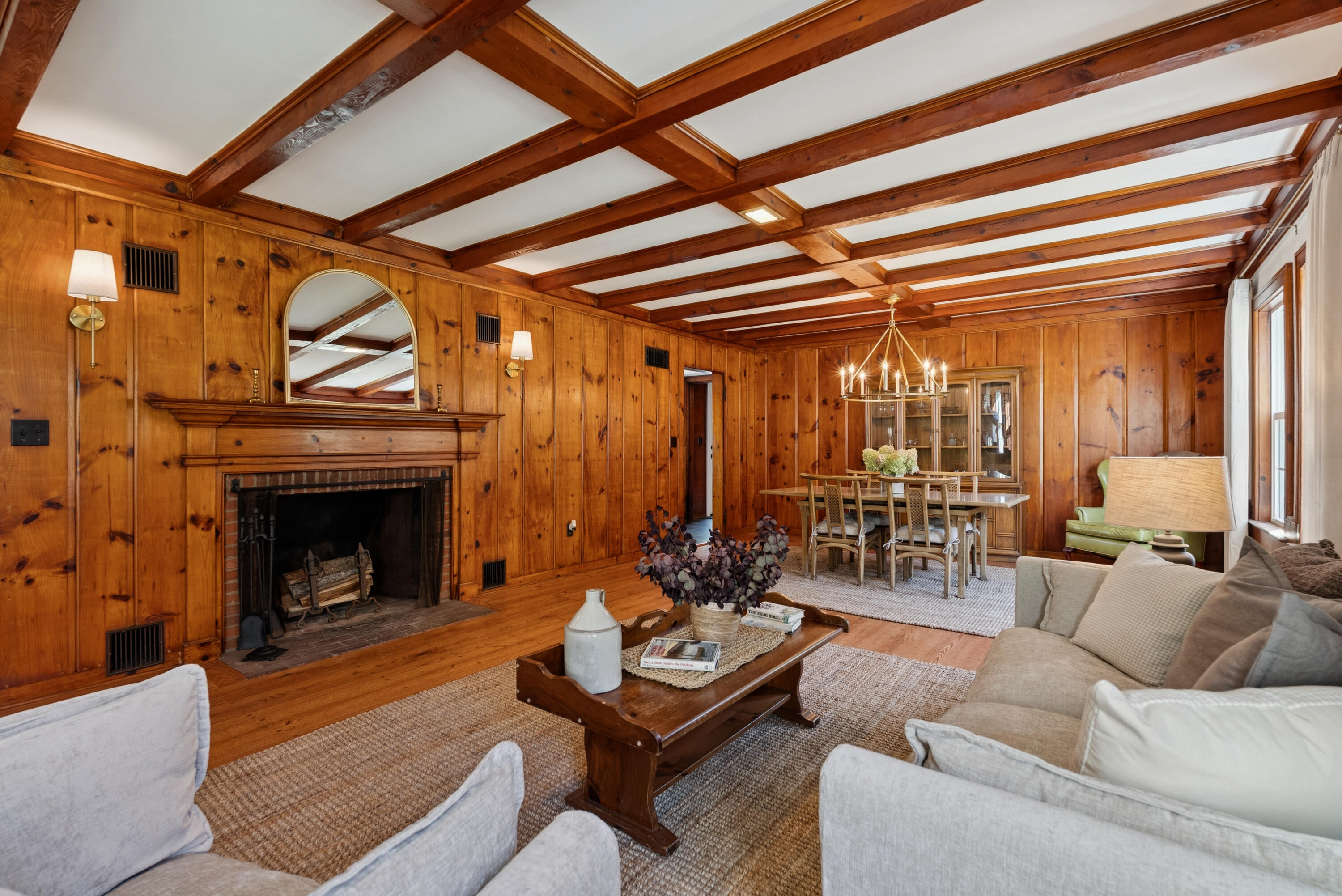 51 Gould Road, Lisbon