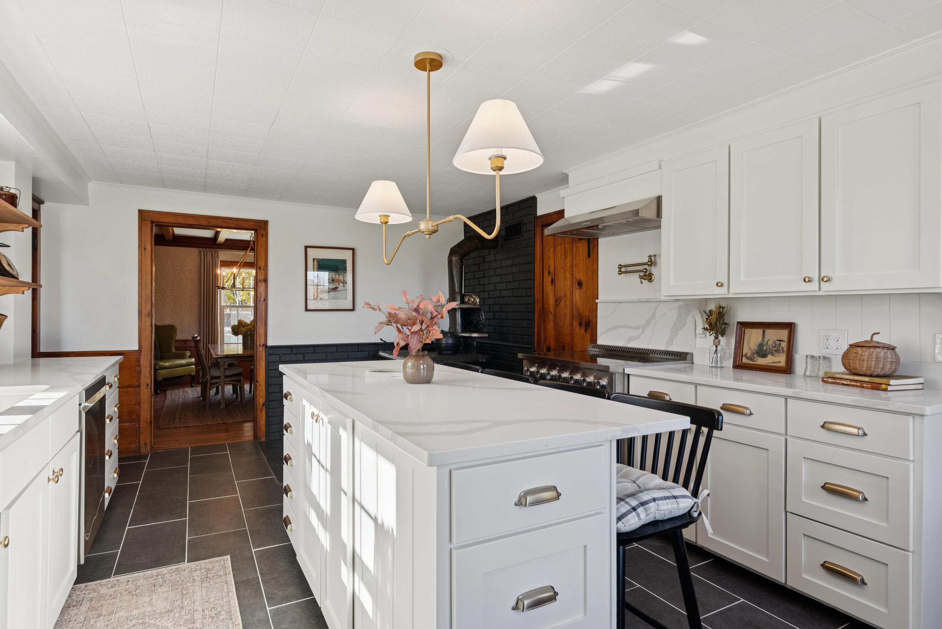 51 Gould Road, Lisbon