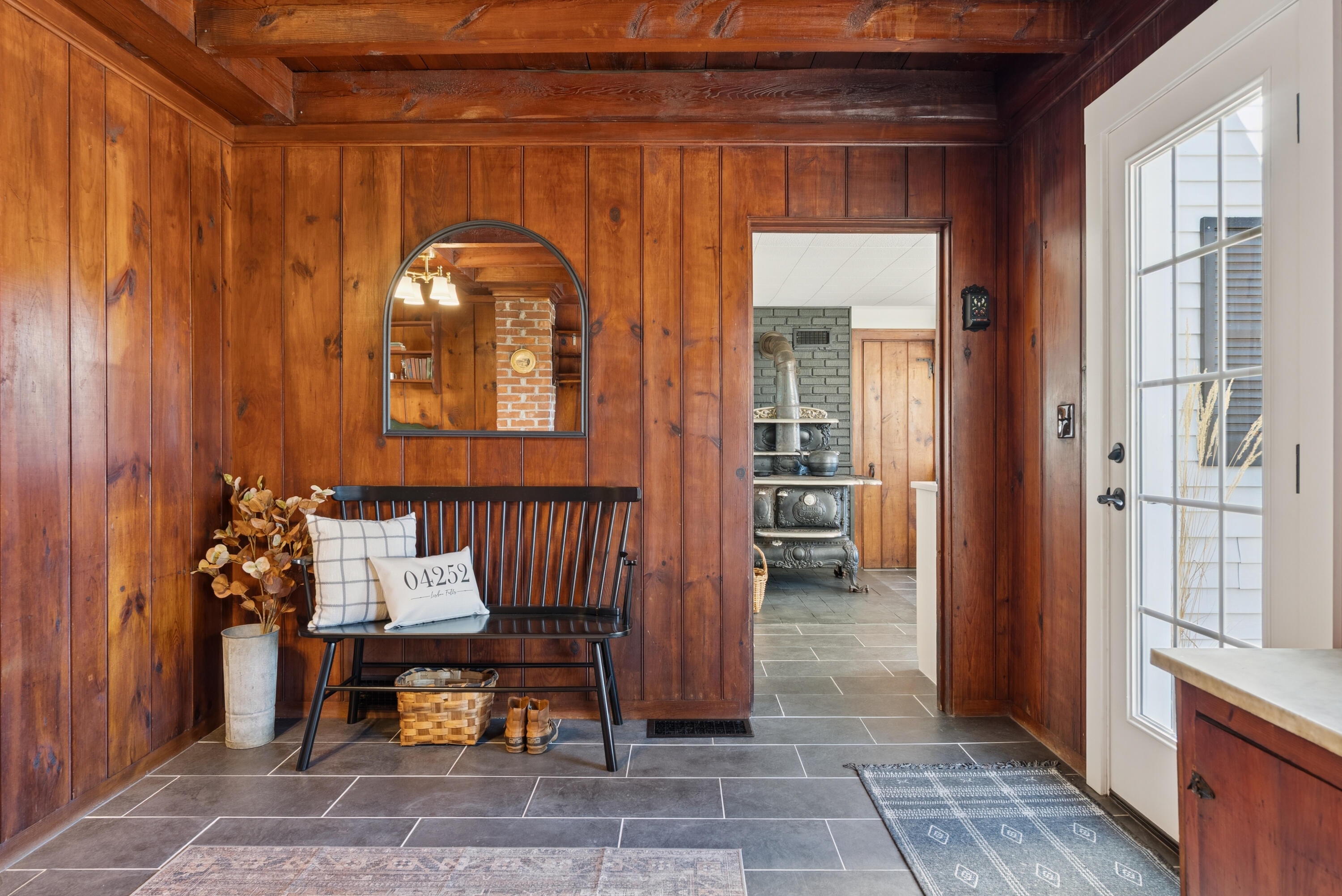 51 Gould Road, Lisbon