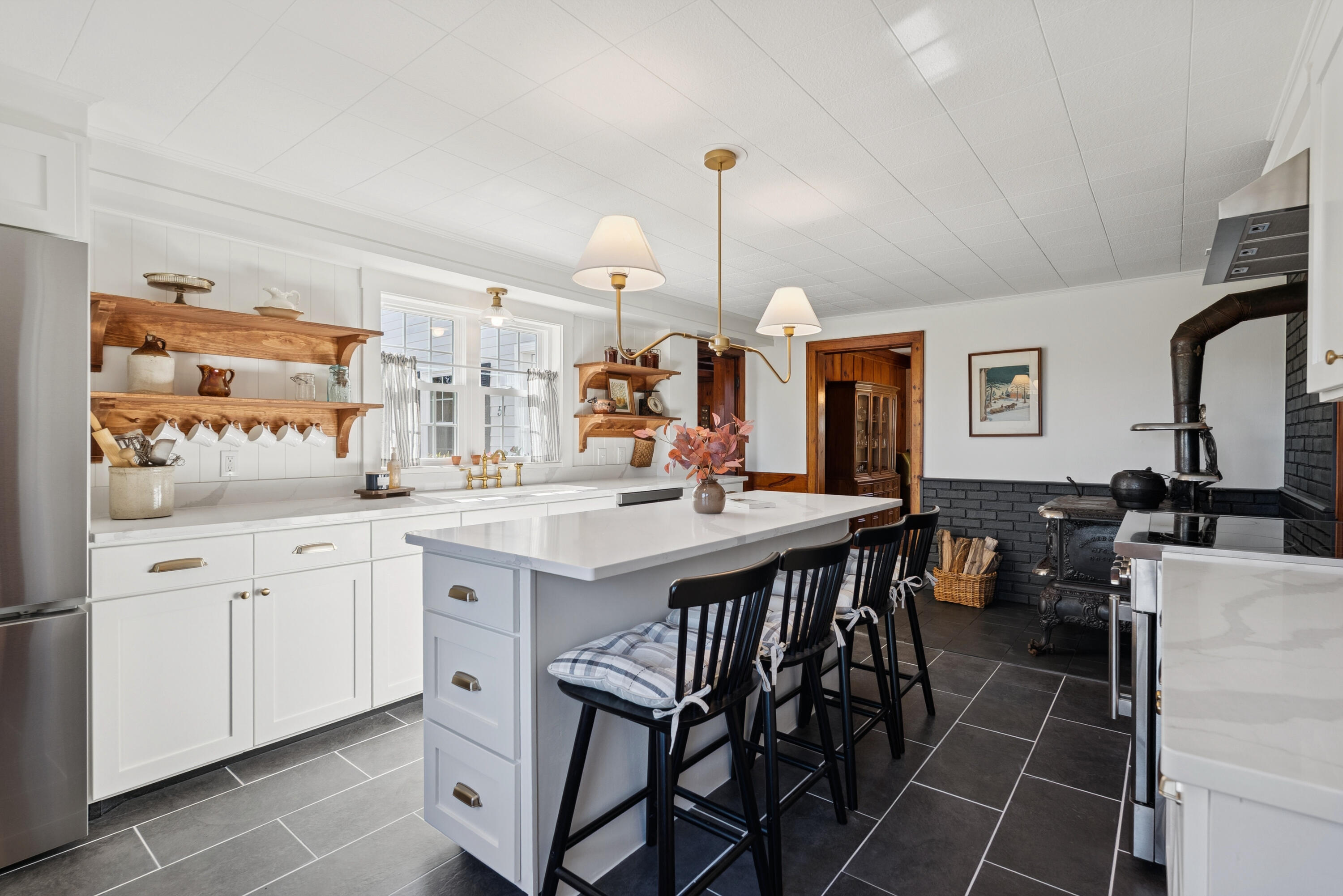 51 Gould Road, Lisbon