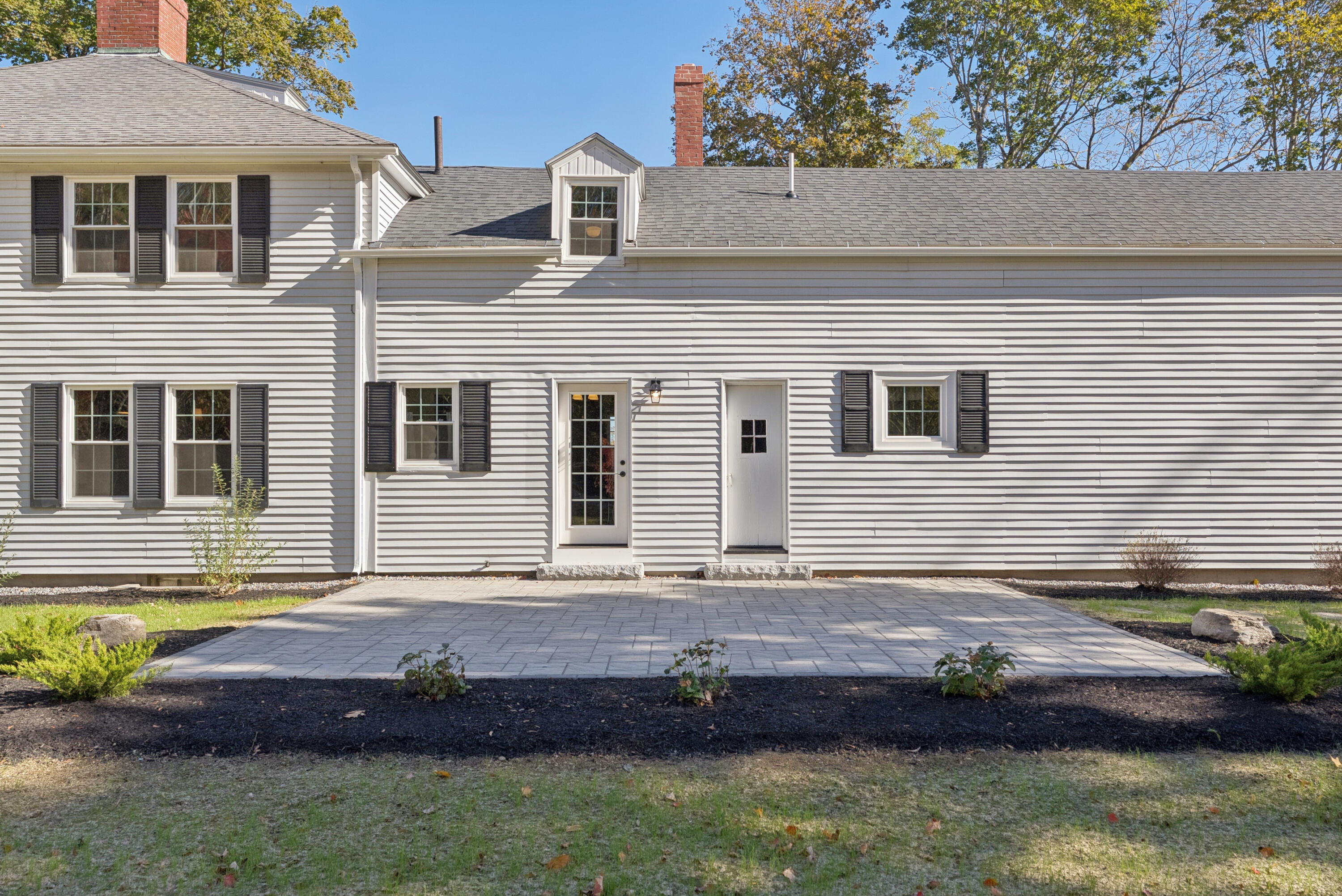 51 Gould Road, Lisbon