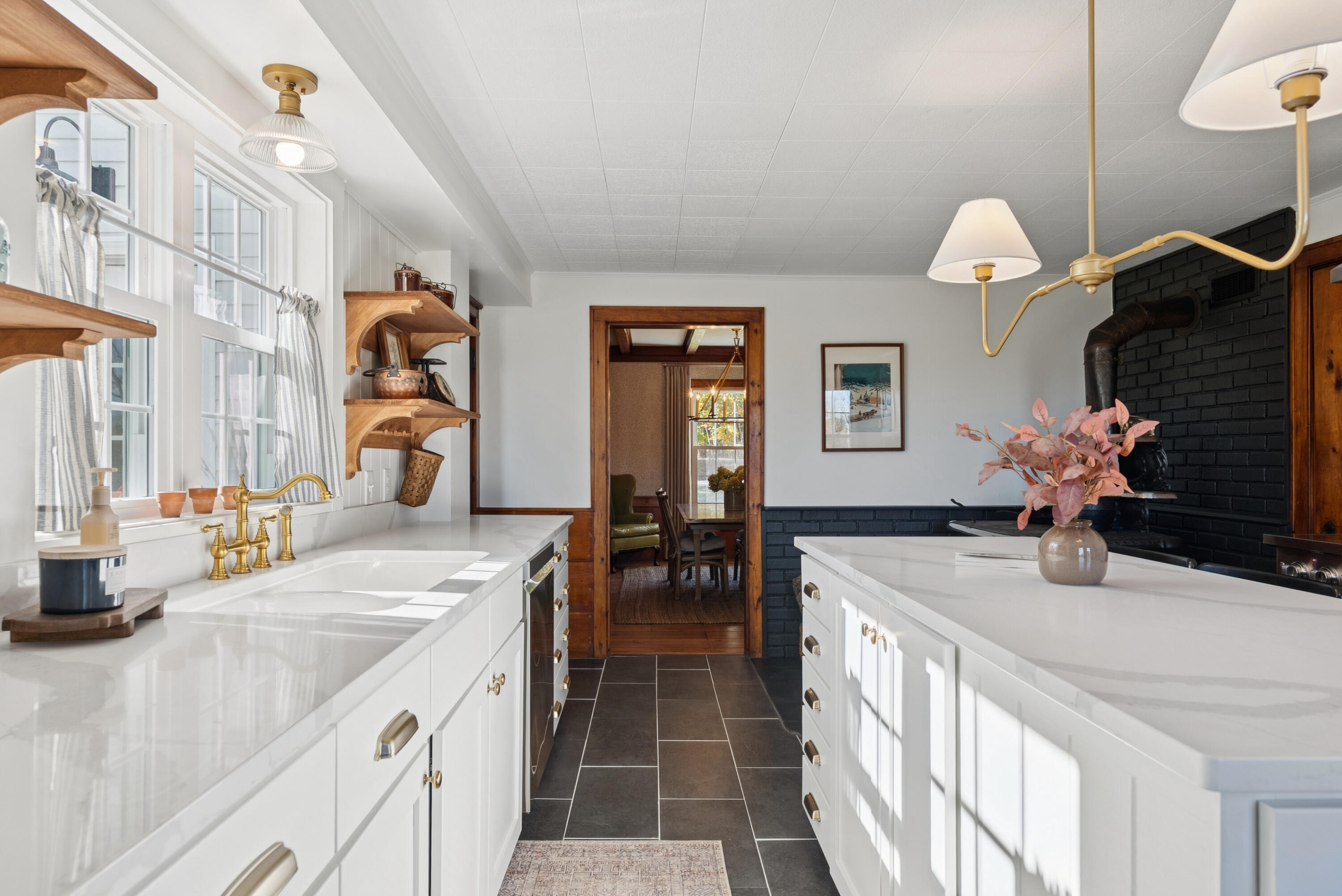 51 Gould Road, Lisbon