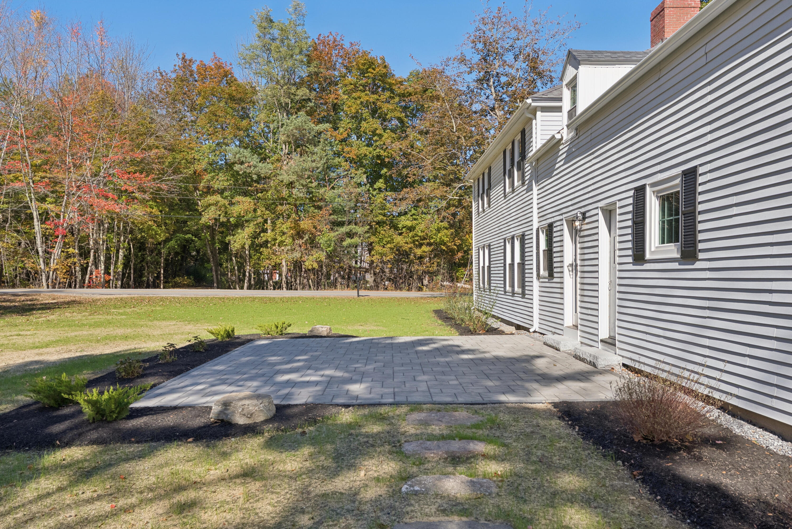 51 Gould Road, Lisbon