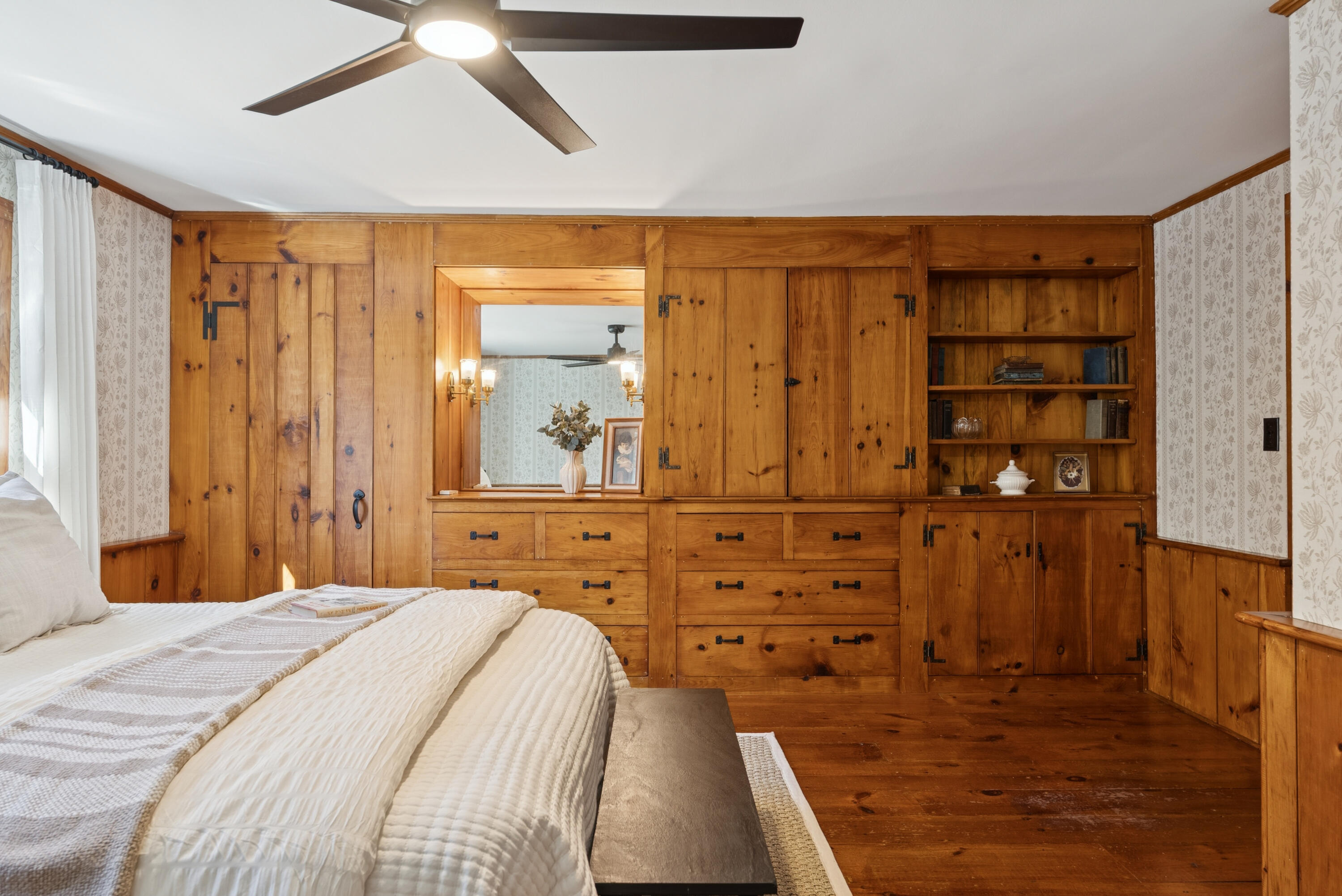 51 Gould Road, Lisbon