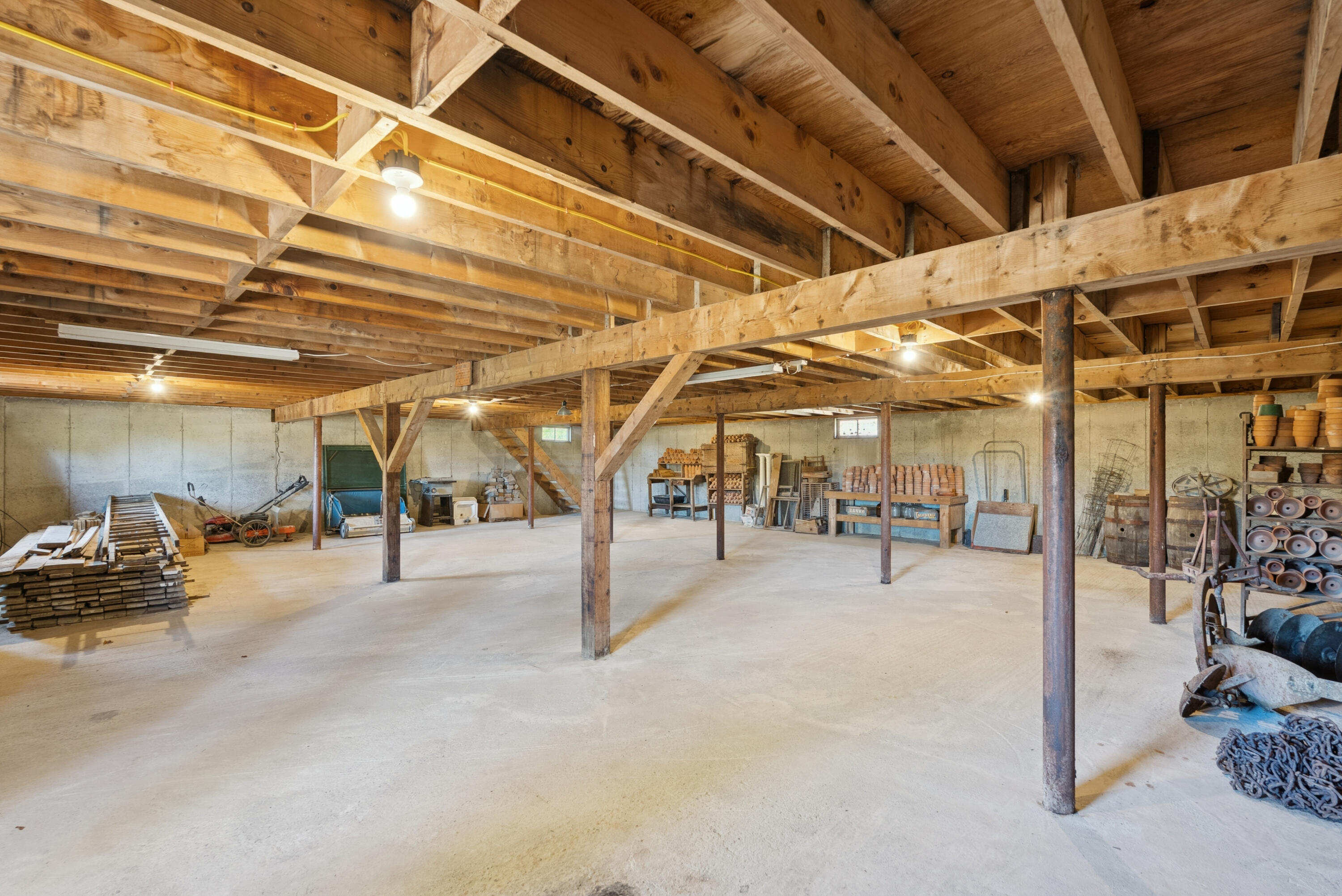 51 Gould Road, Lisbon