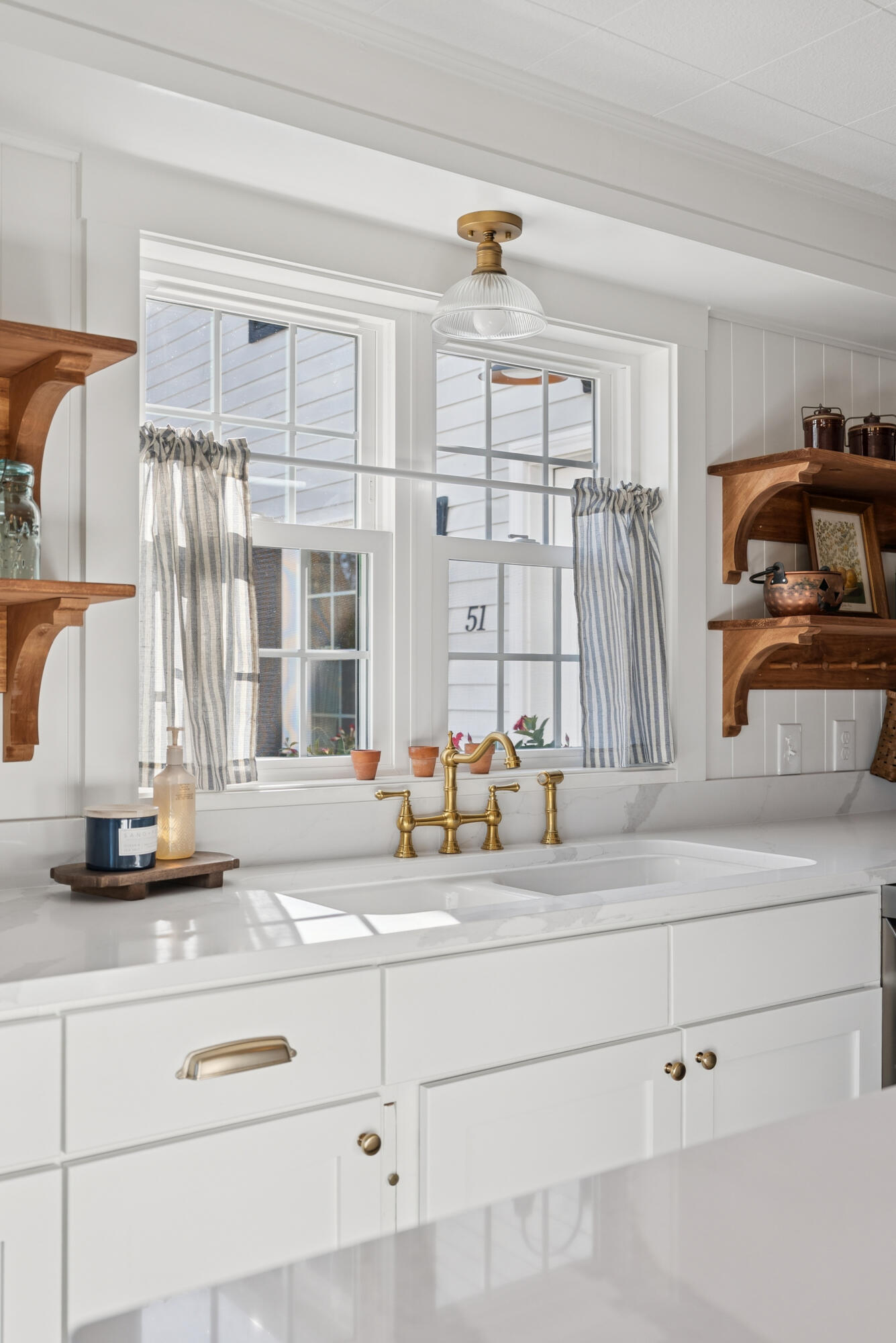 51 Gould Road, Lisbon