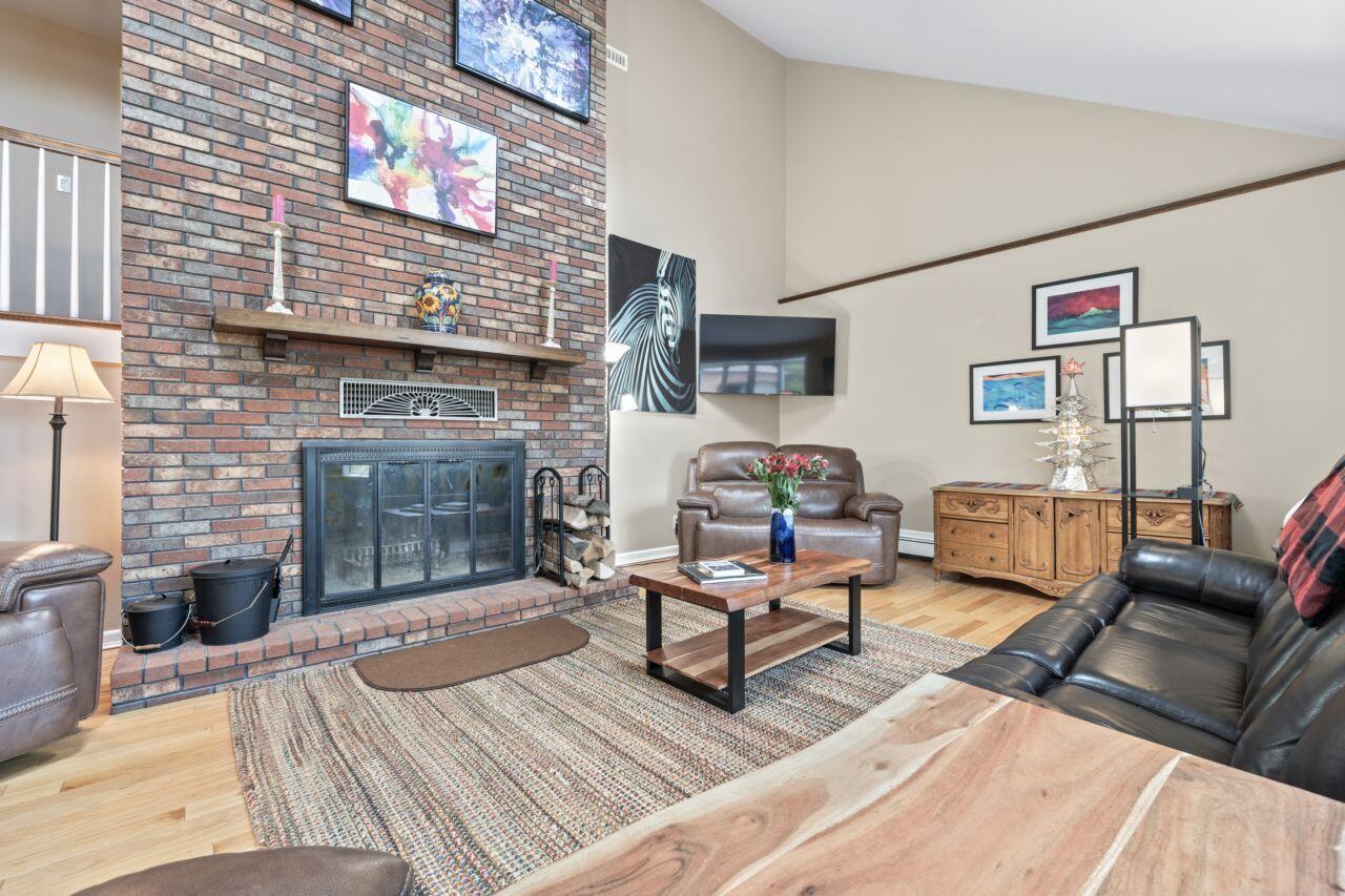 46 Casco Road