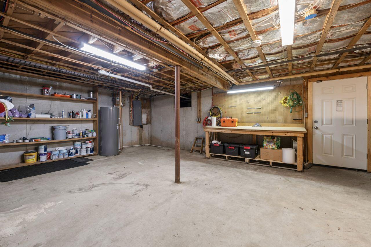 46 Casco Road