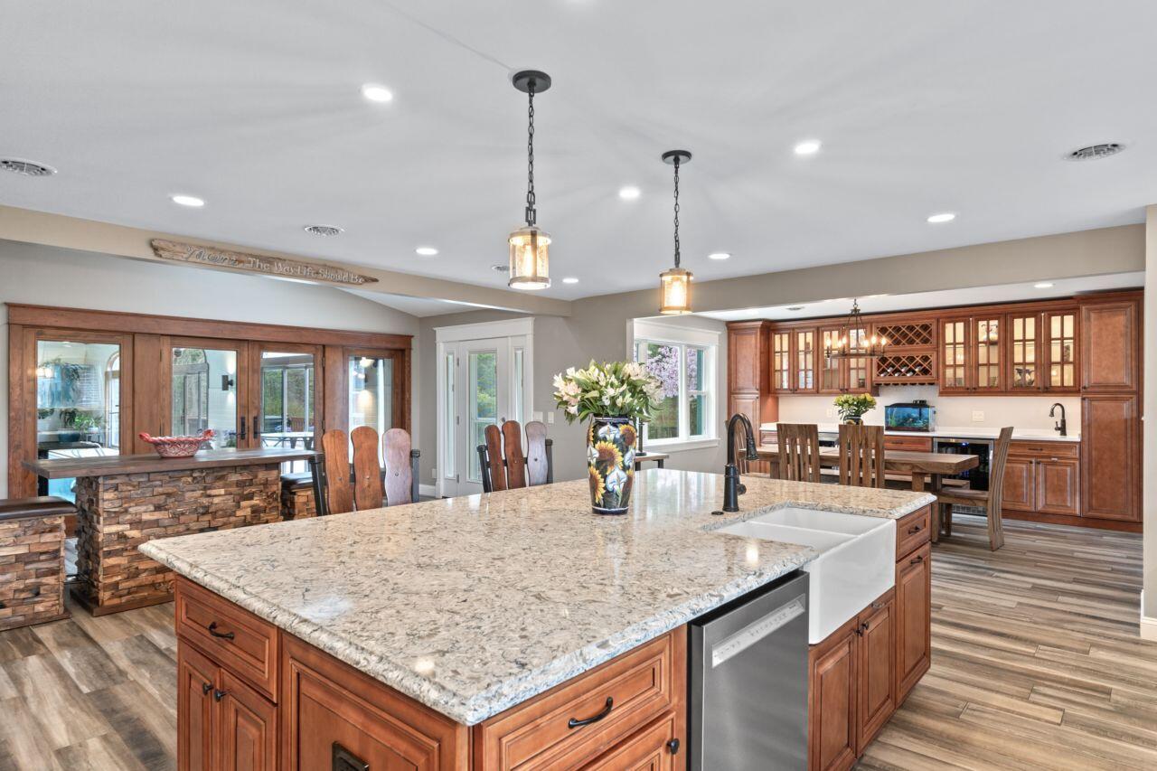 46 Casco Road