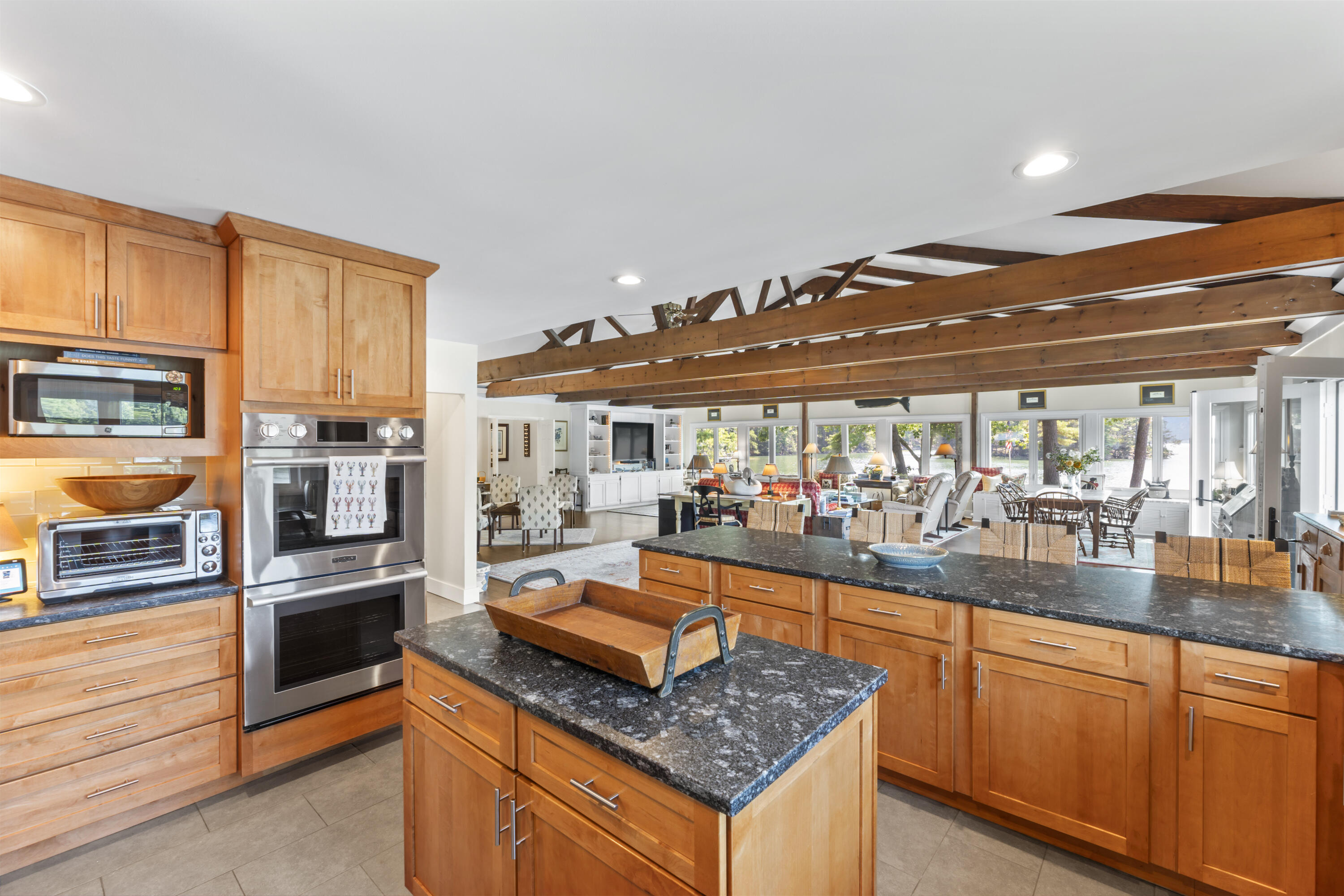 111 Rockweed Road