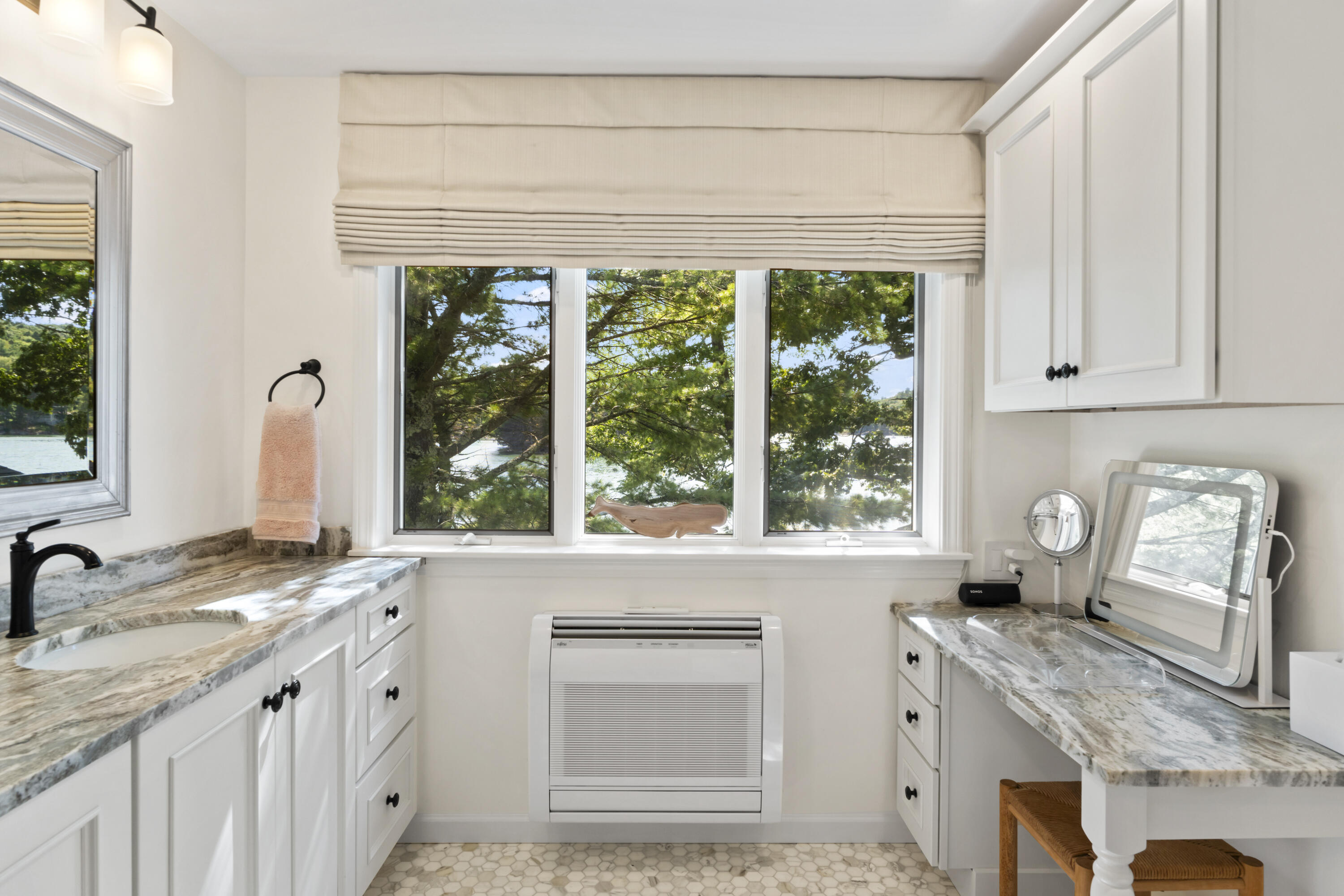111 Rockweed Road