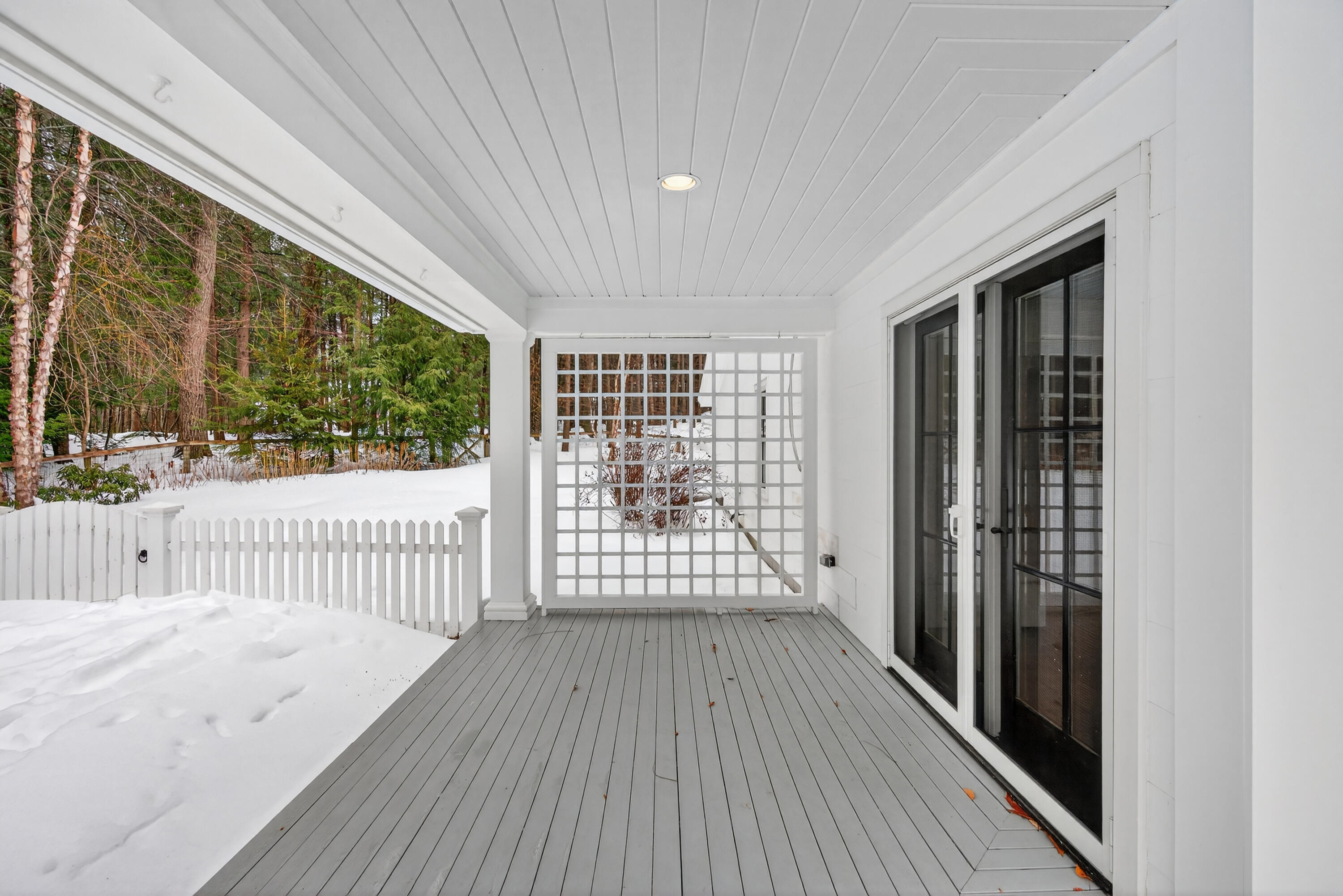 52 Maeves Way