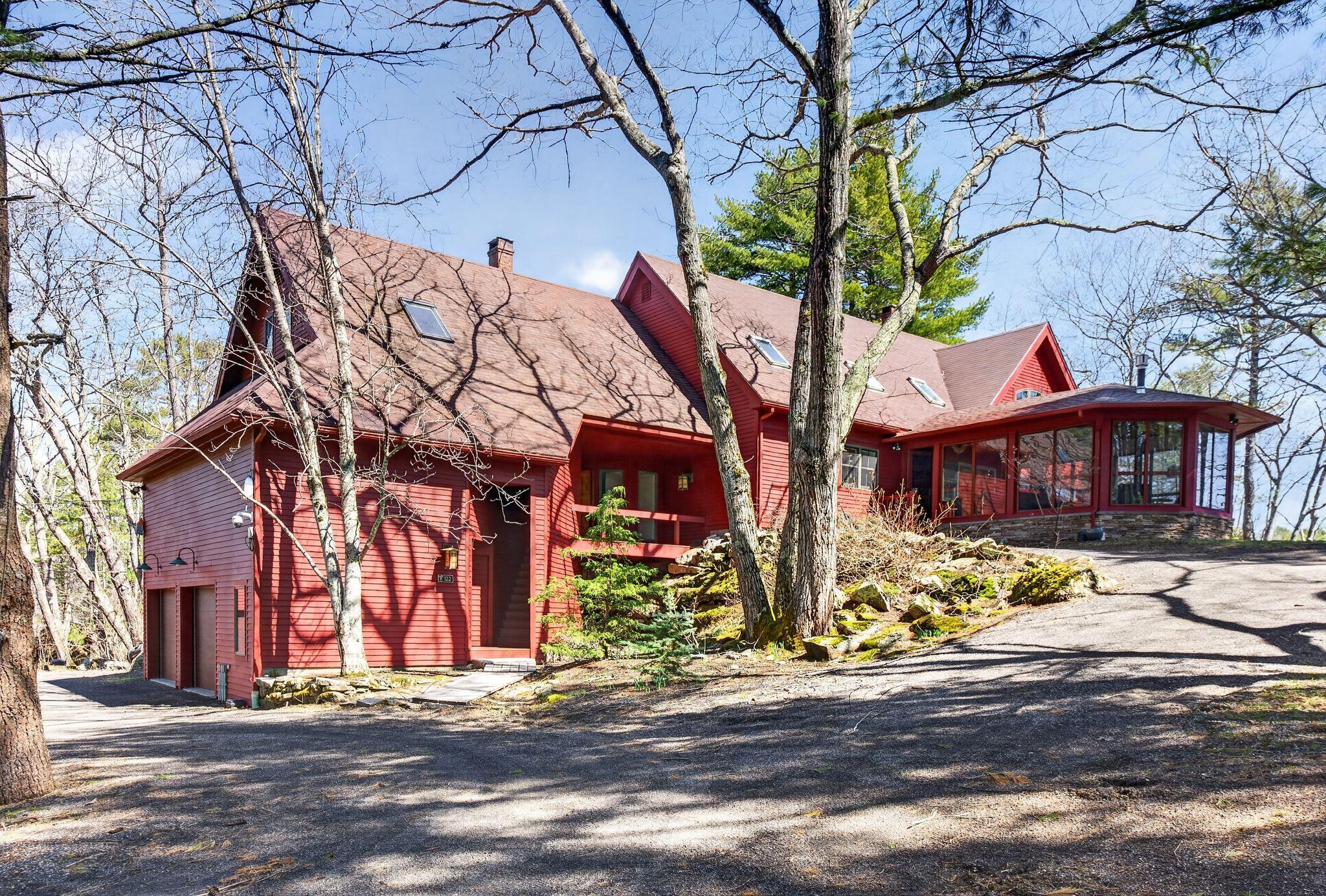 122 Old Ferry Road
