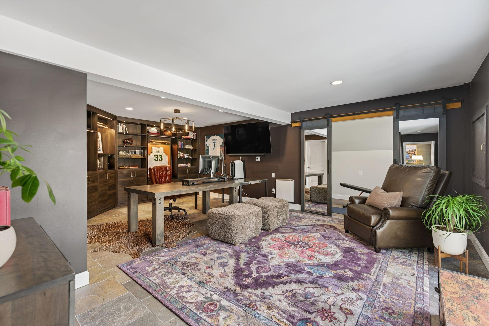 122 Old Ferry Road