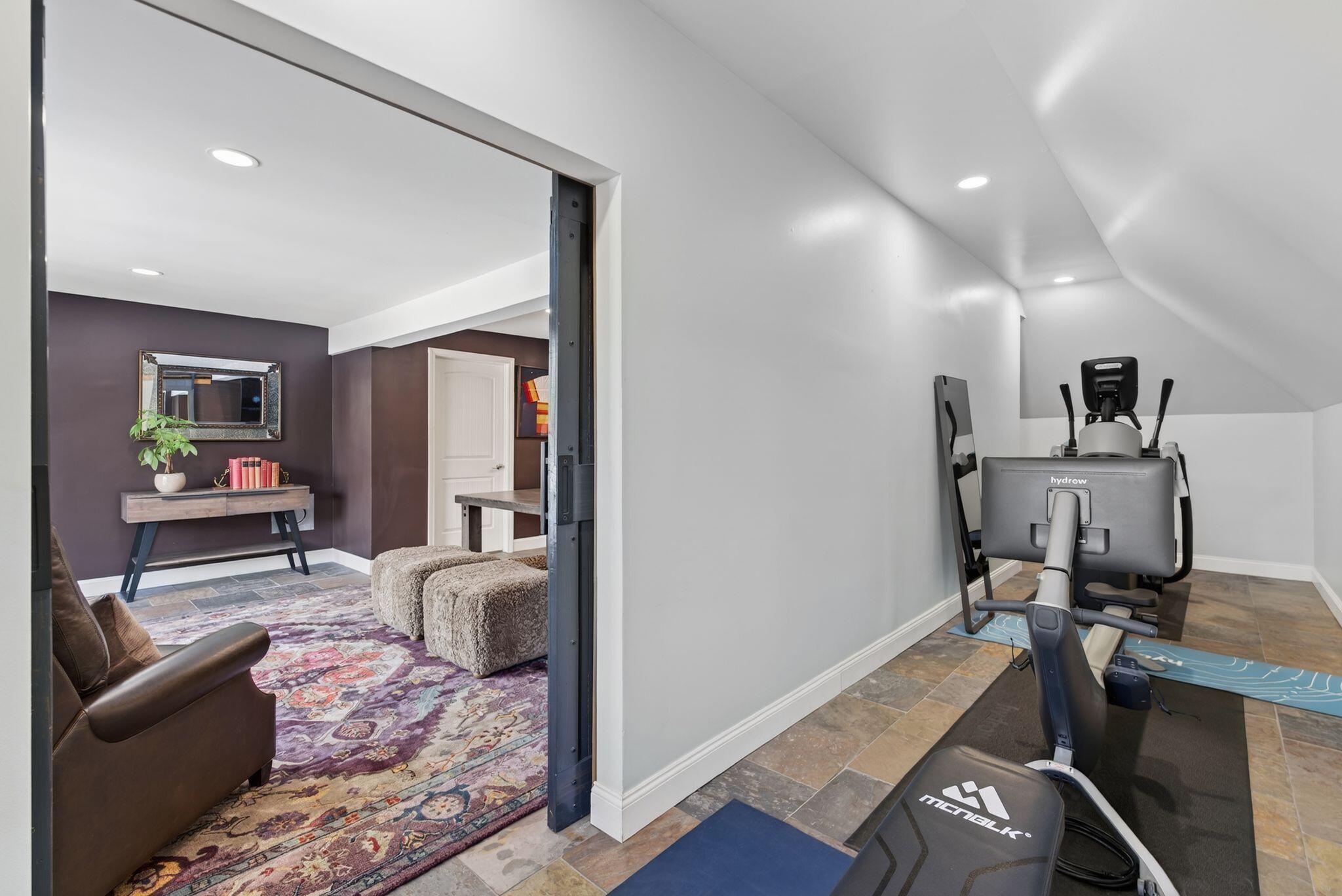 122 Old Ferry Road