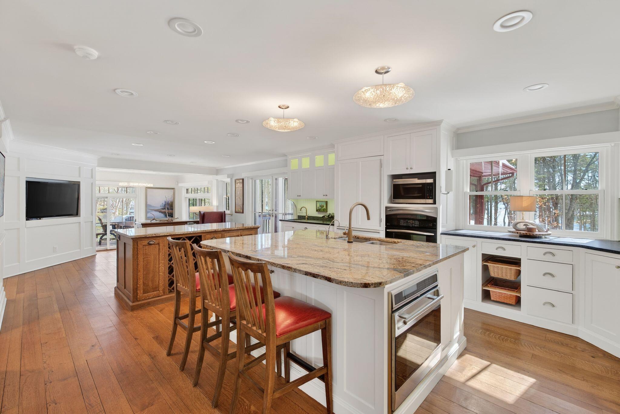 122 Old Ferry Road
