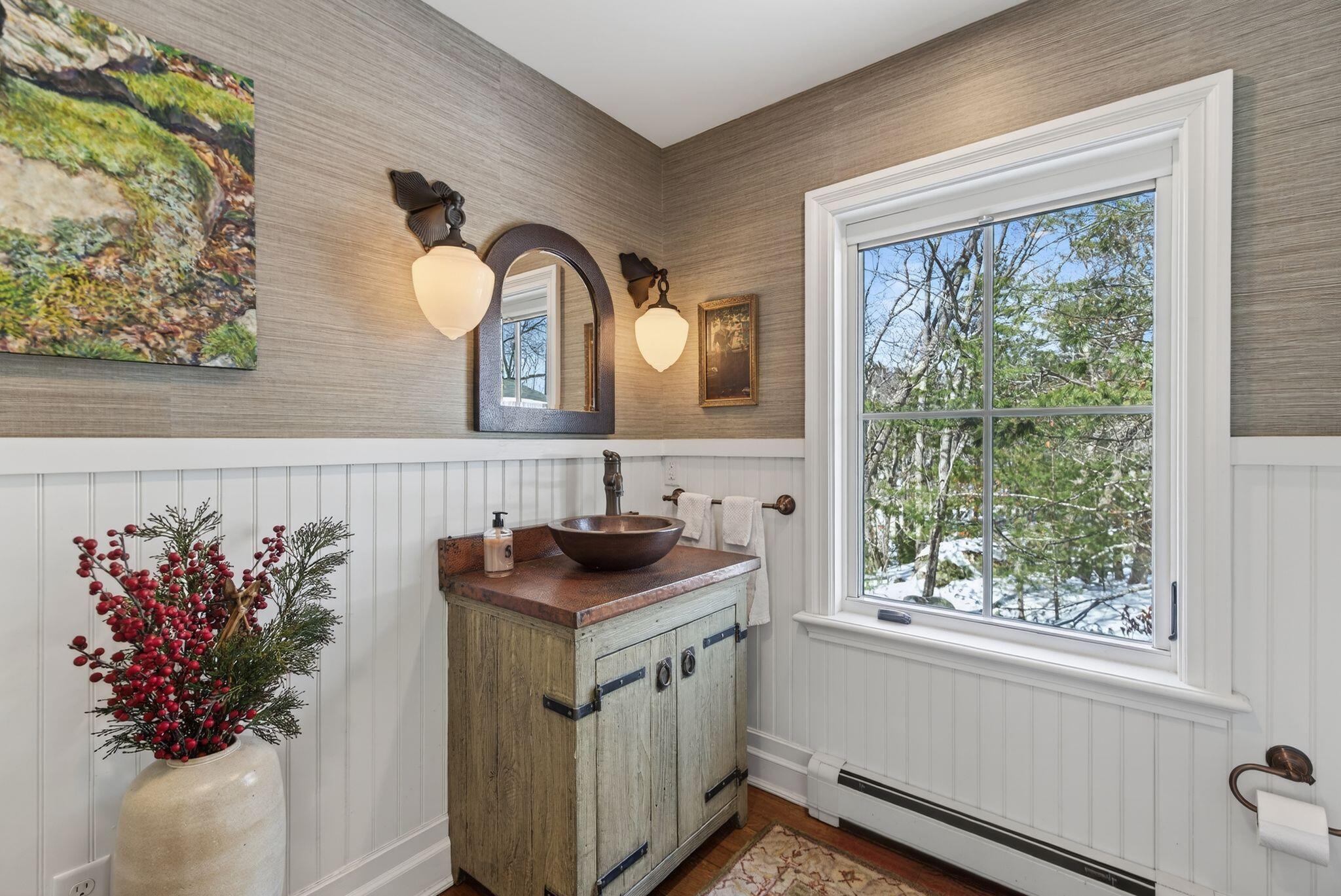 122 Old Ferry Road