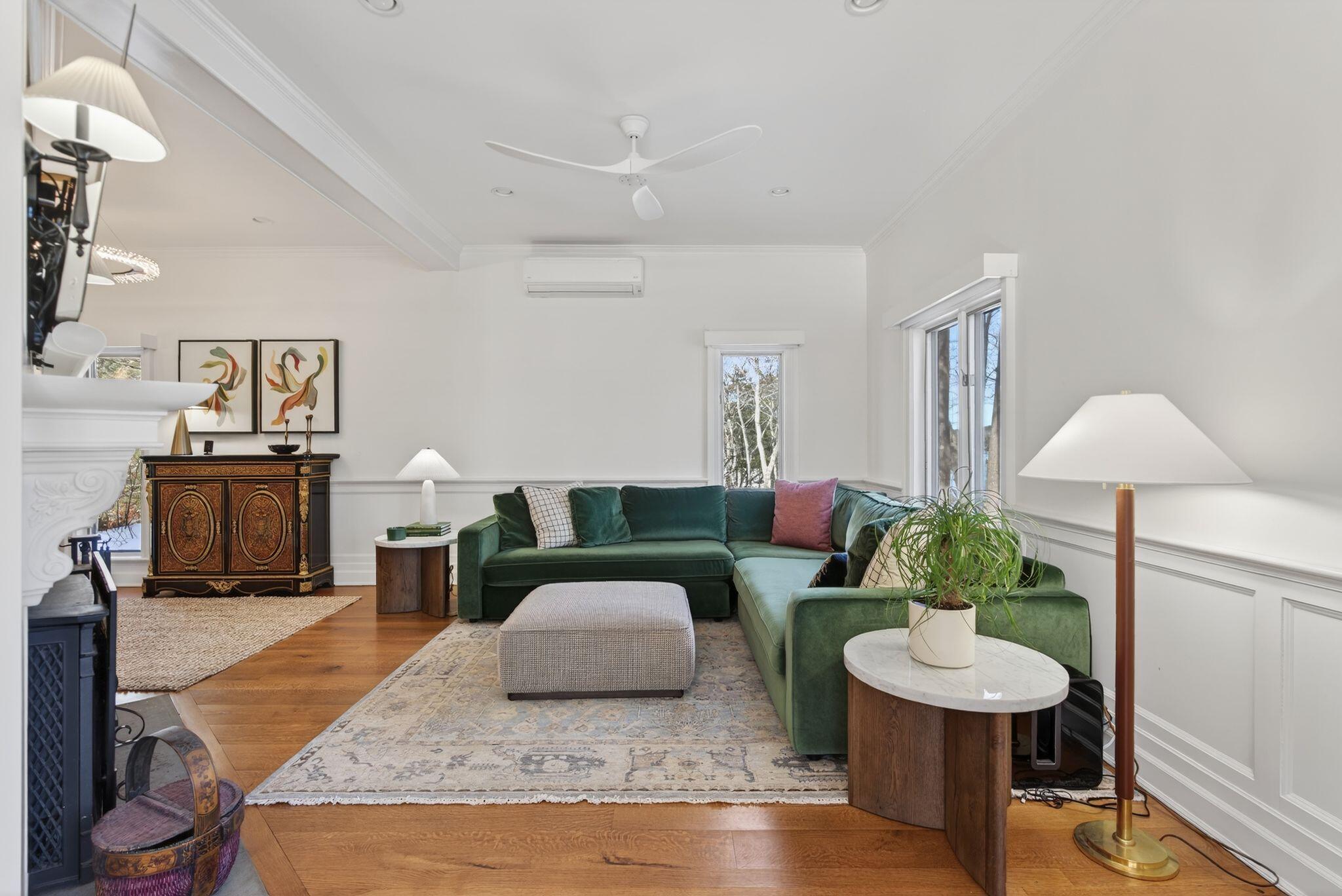 122 Old Ferry Road