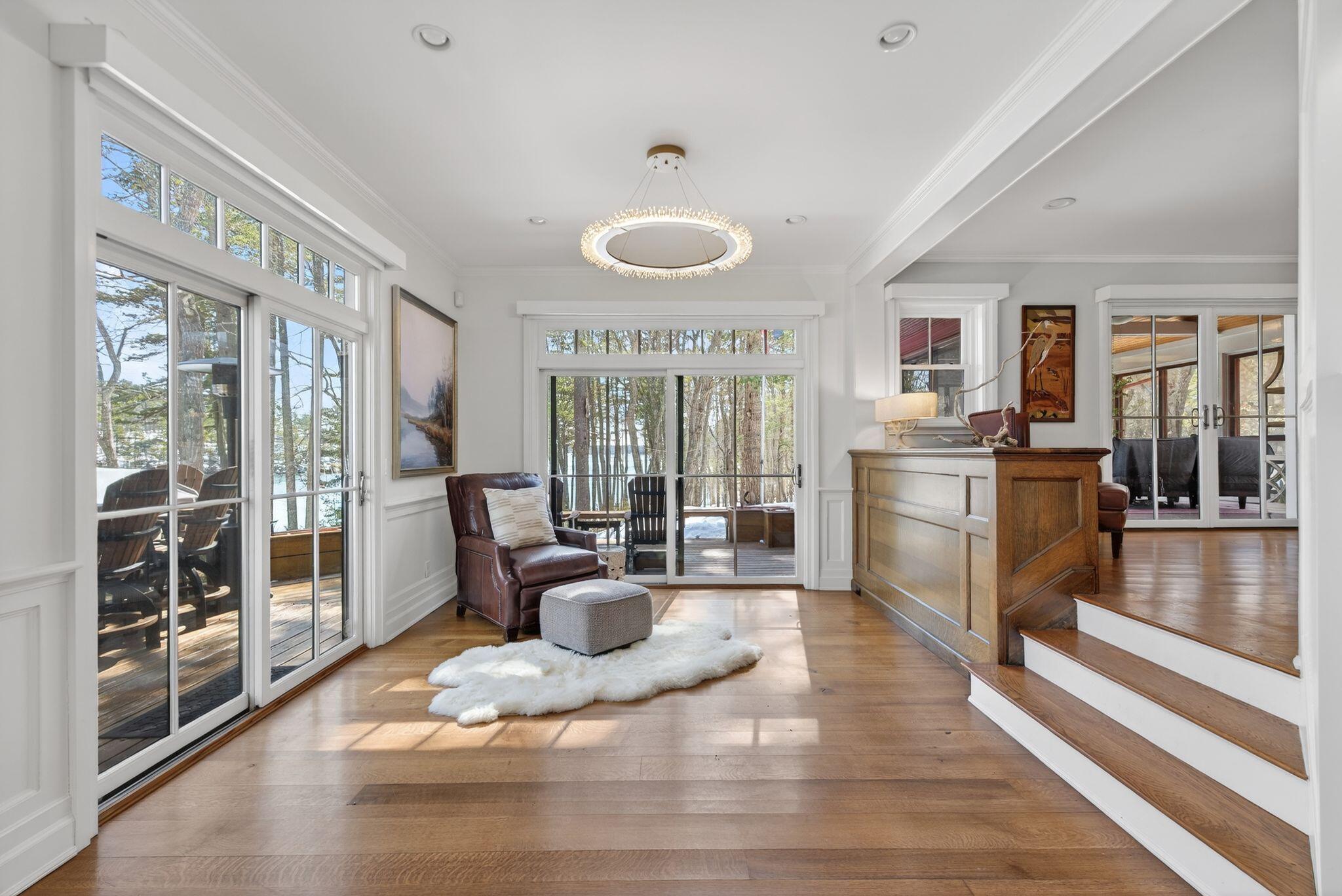 122 Old Ferry Road