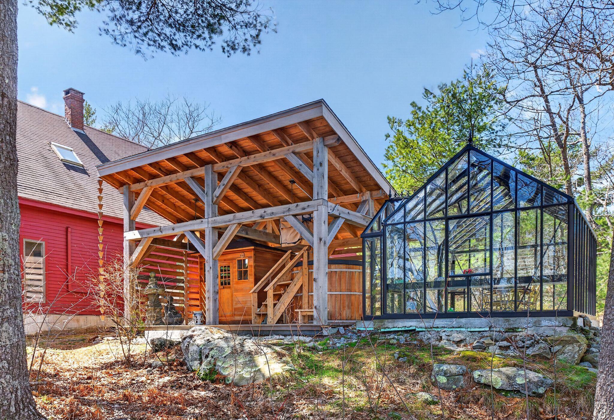 122 Old Ferry Road