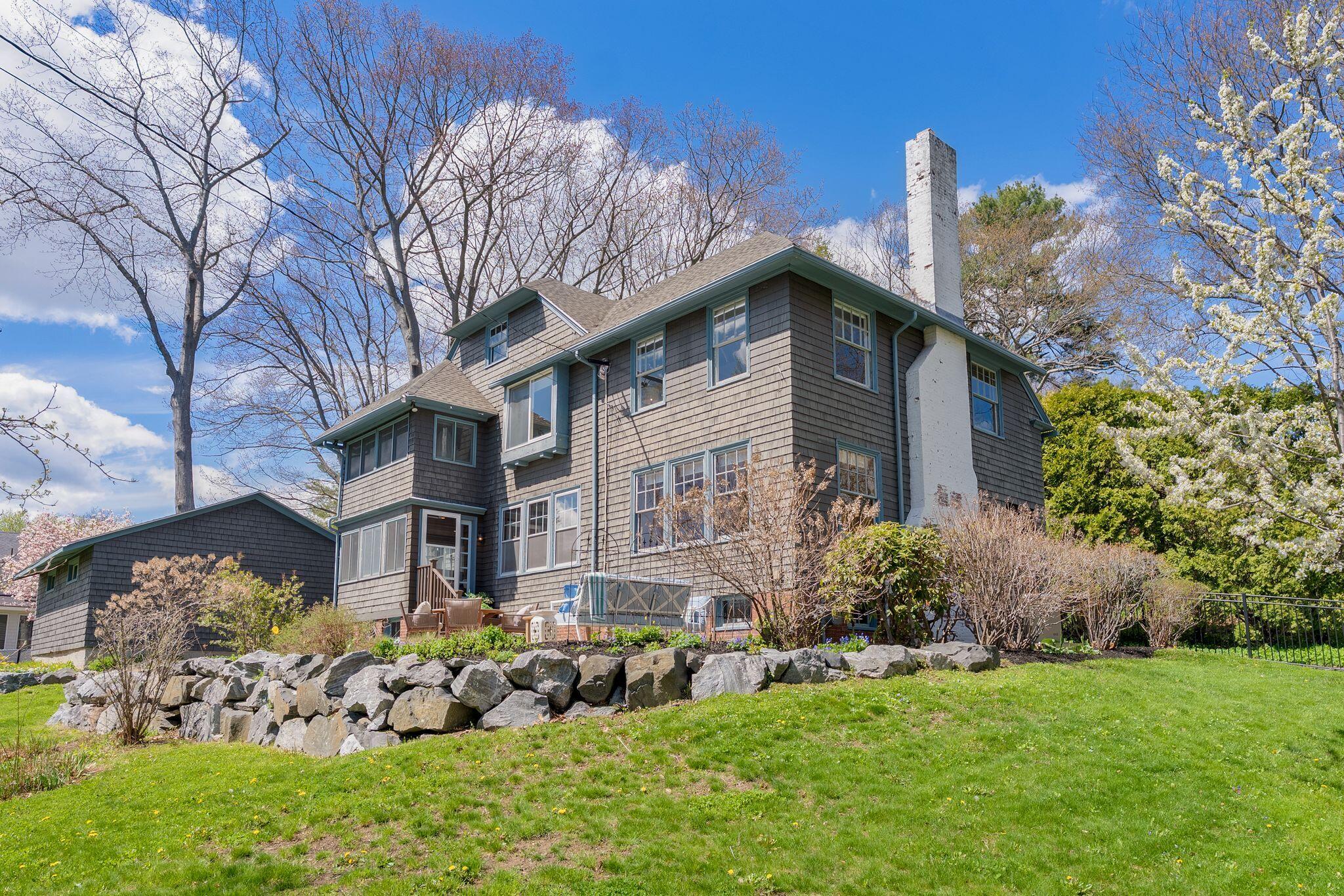 160 Craigie Street