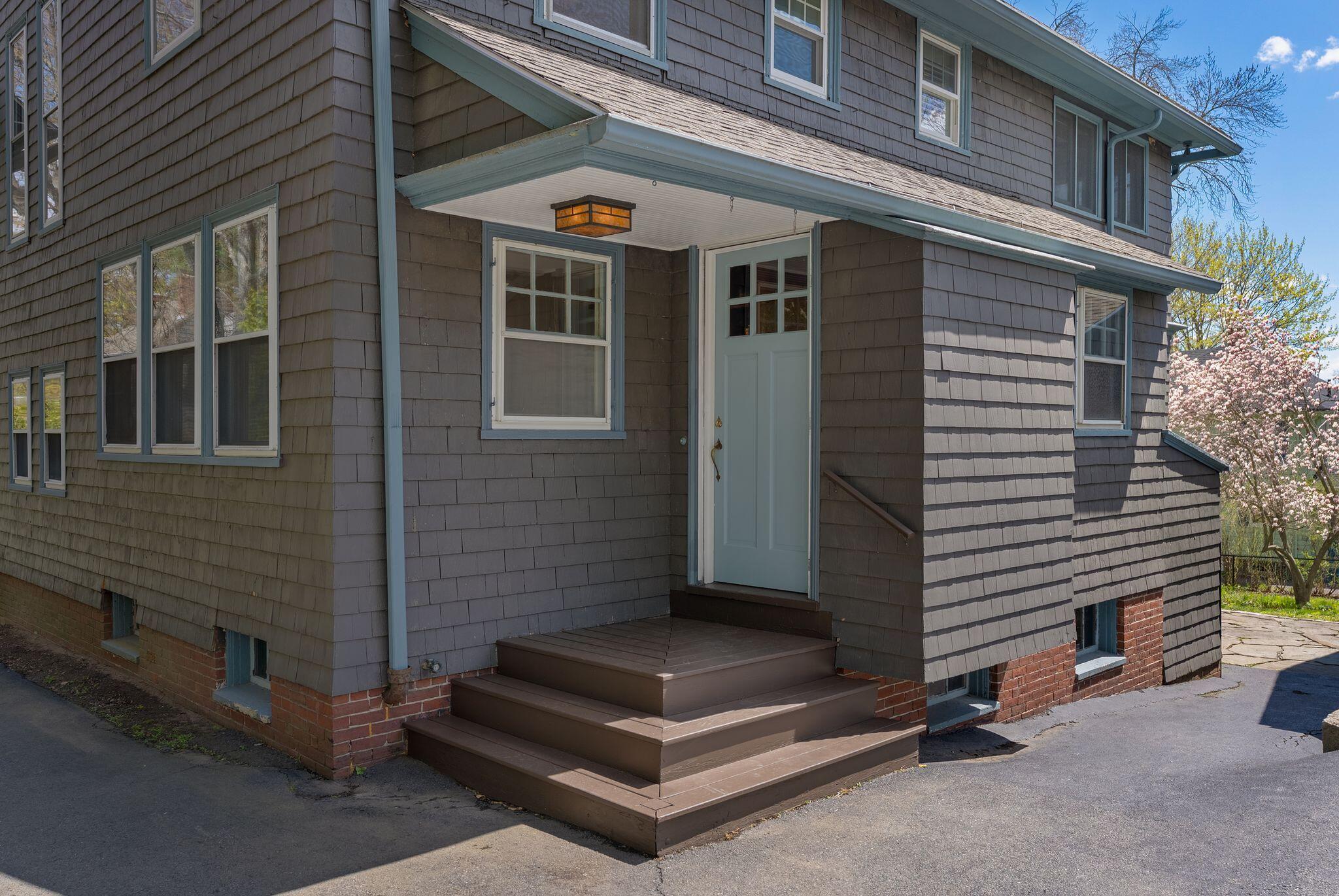 160 Craigie Street
