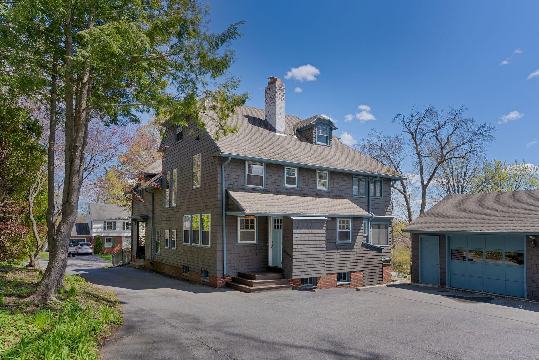 160 Craigie Street