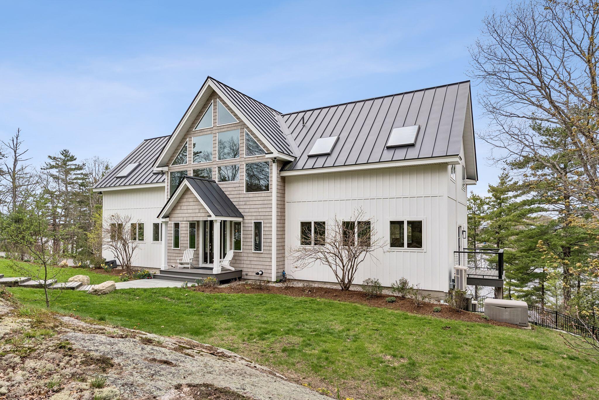 124 Middle Road