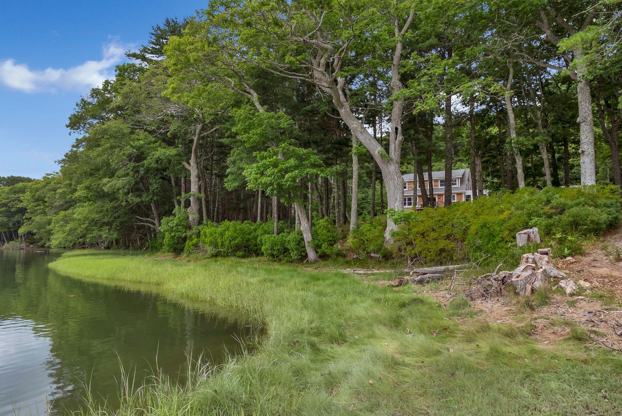 77 Higgins Farm Road