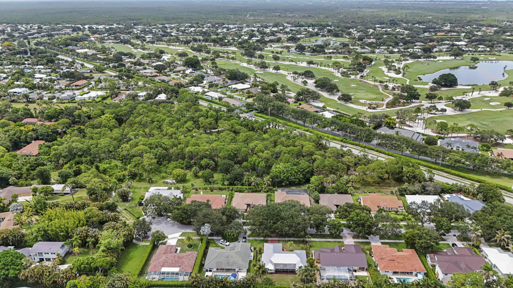 9746 SE Landing Place
