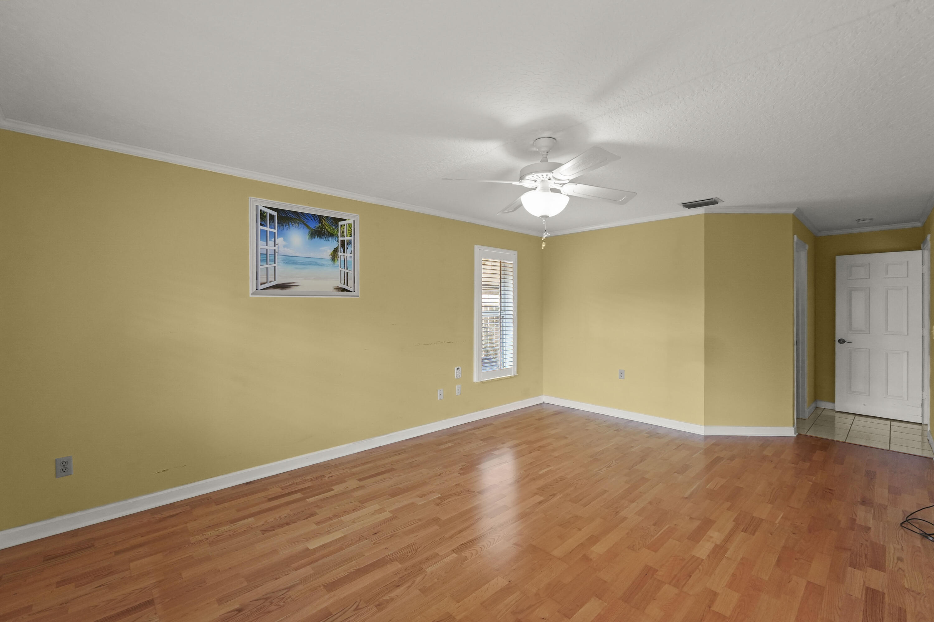 9746 SE Landing Place