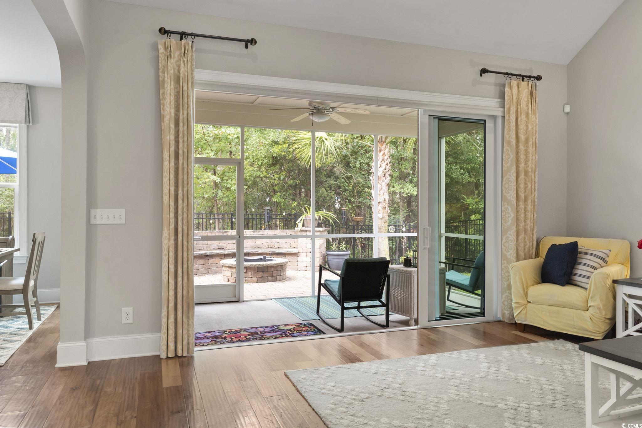 1529 Thornbury Dr.