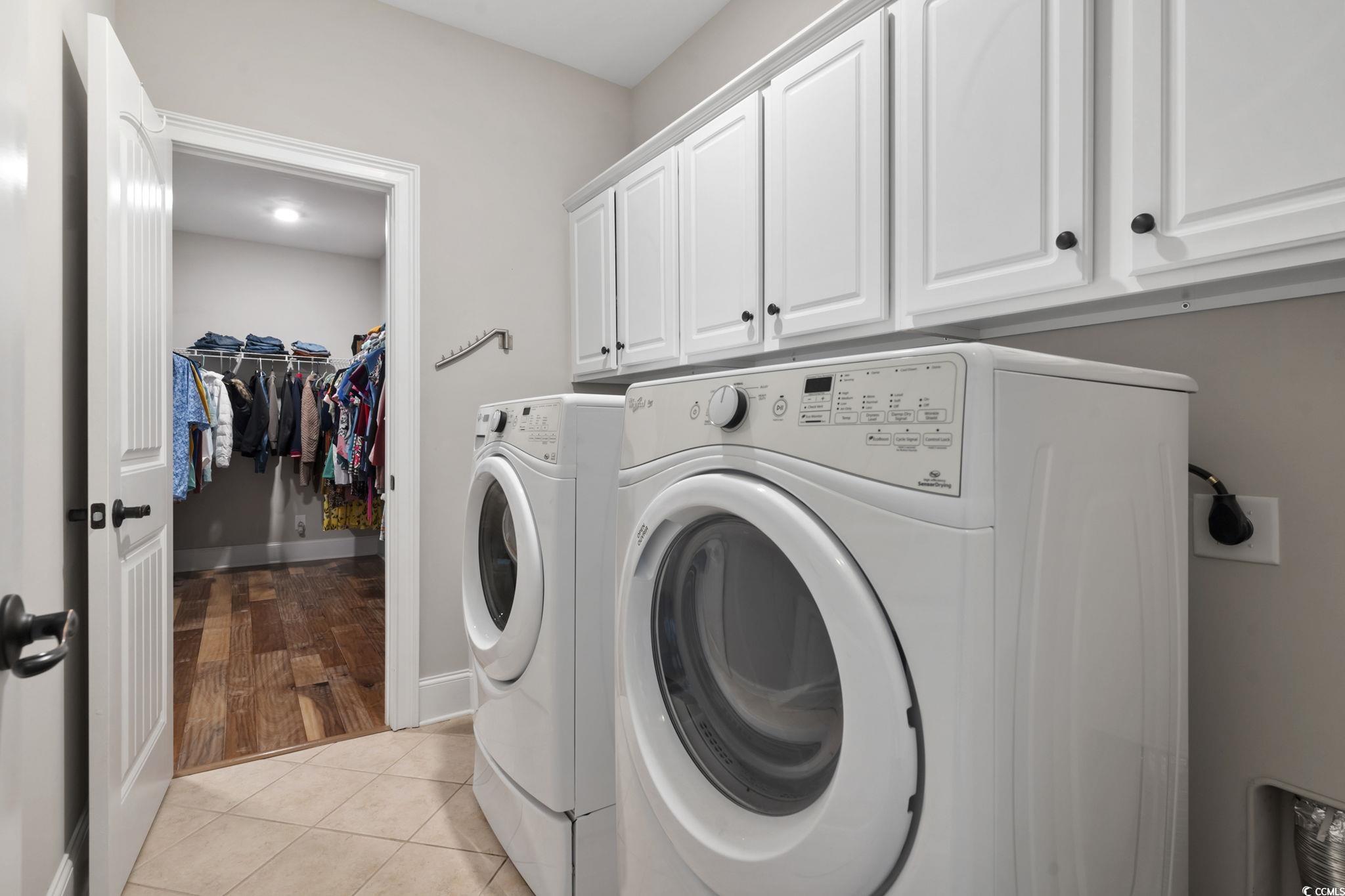 1529 Thornbury Dr.
