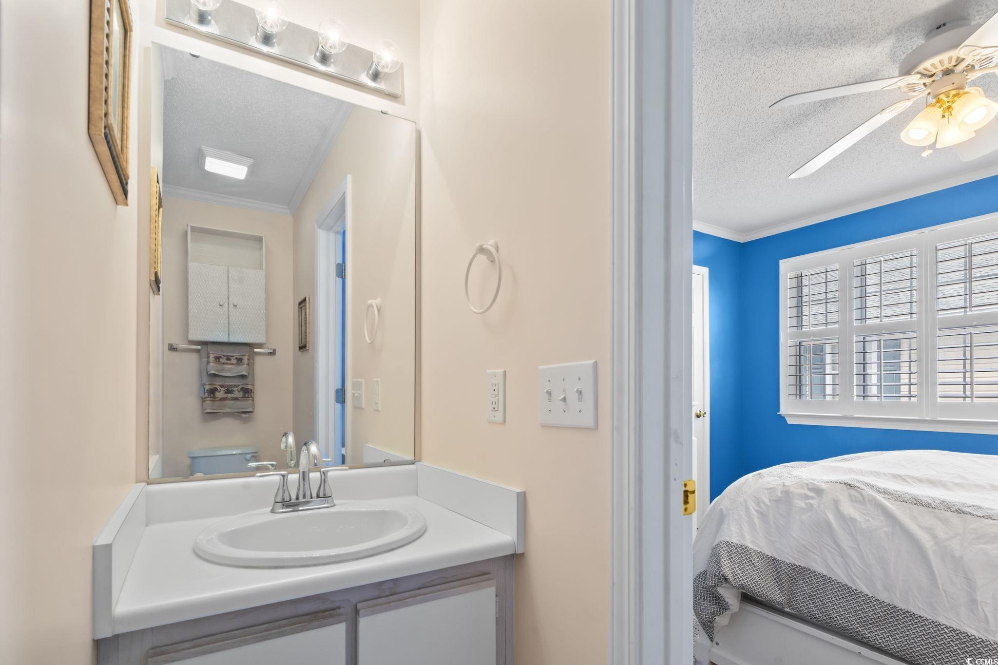 611 2nd Ave. S Unit: 18-C