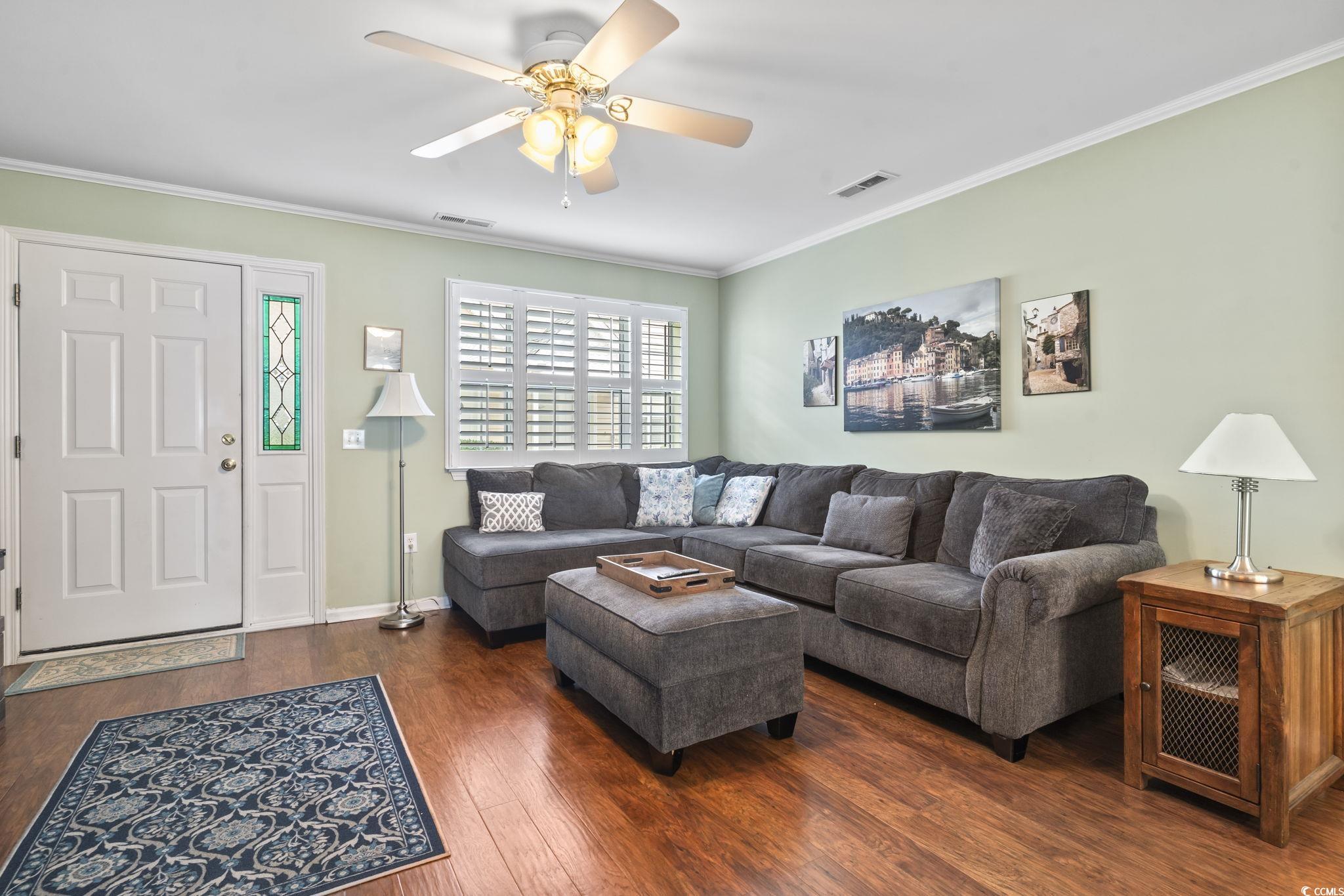 611 2nd Ave. S Unit: 18-C