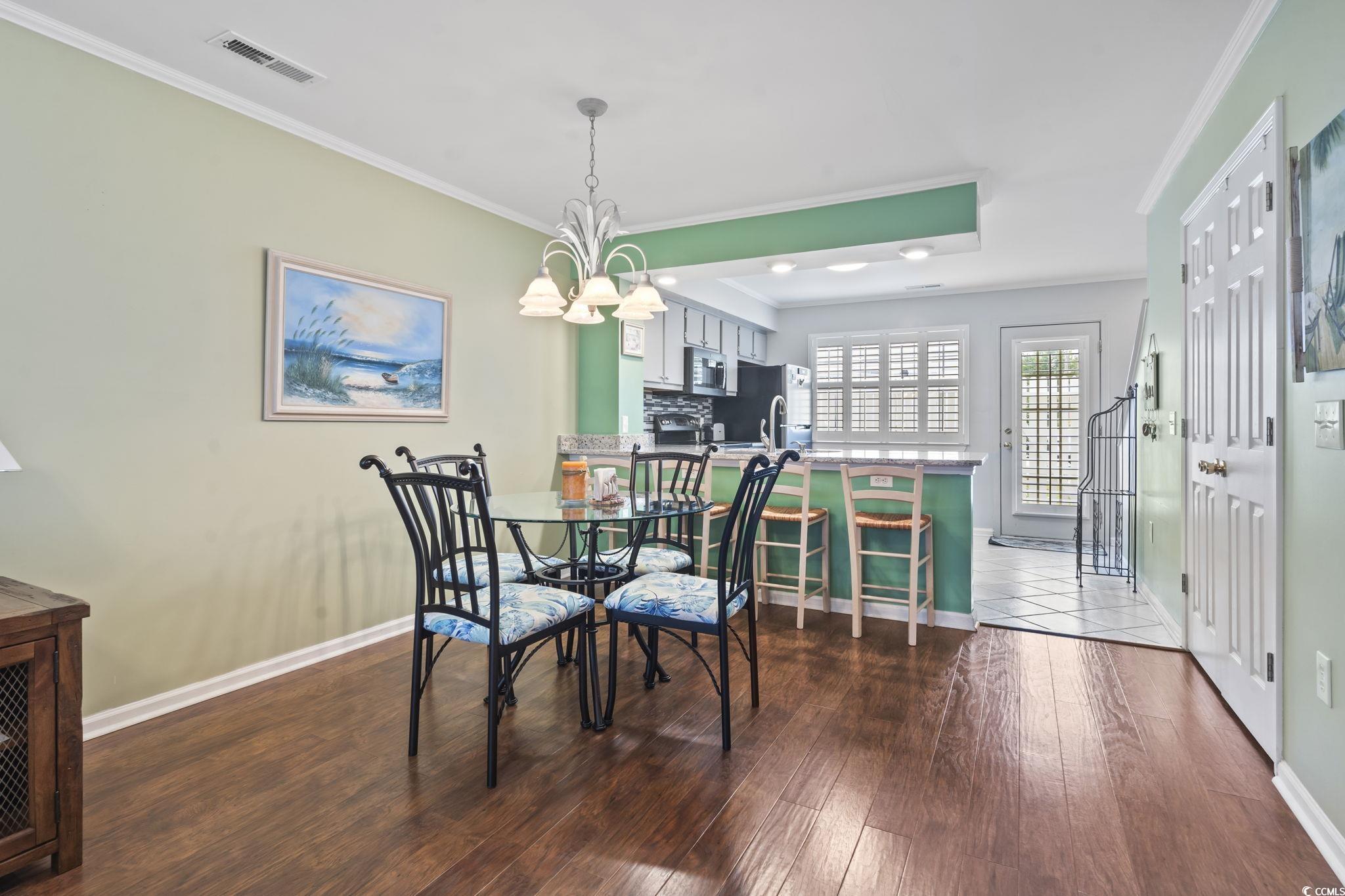 611 2nd Ave. S Unit: 18-C