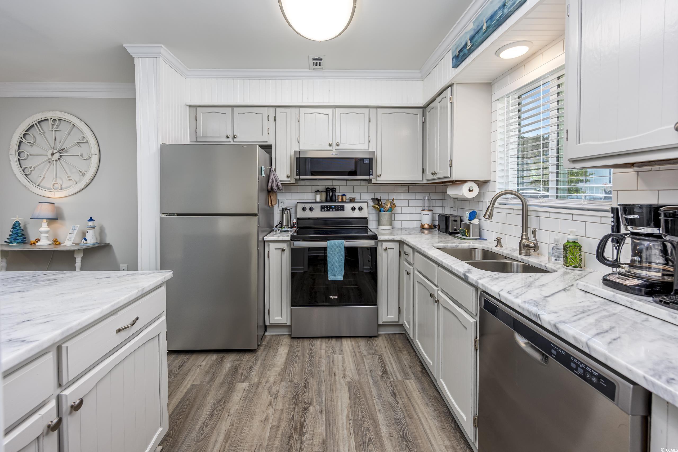 812 Villa Dr. Unit: 812