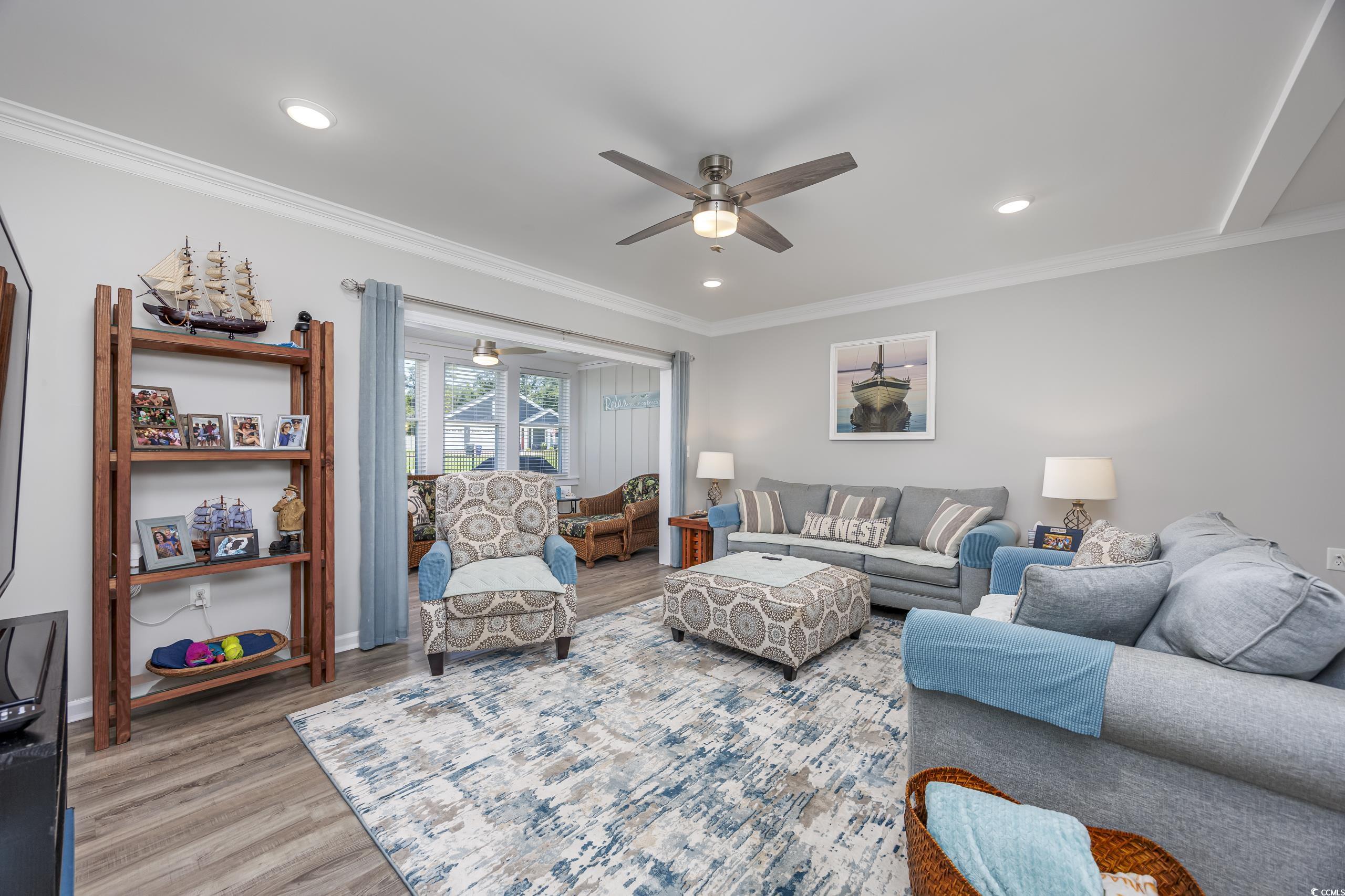 812 Villa Dr. Unit: 812